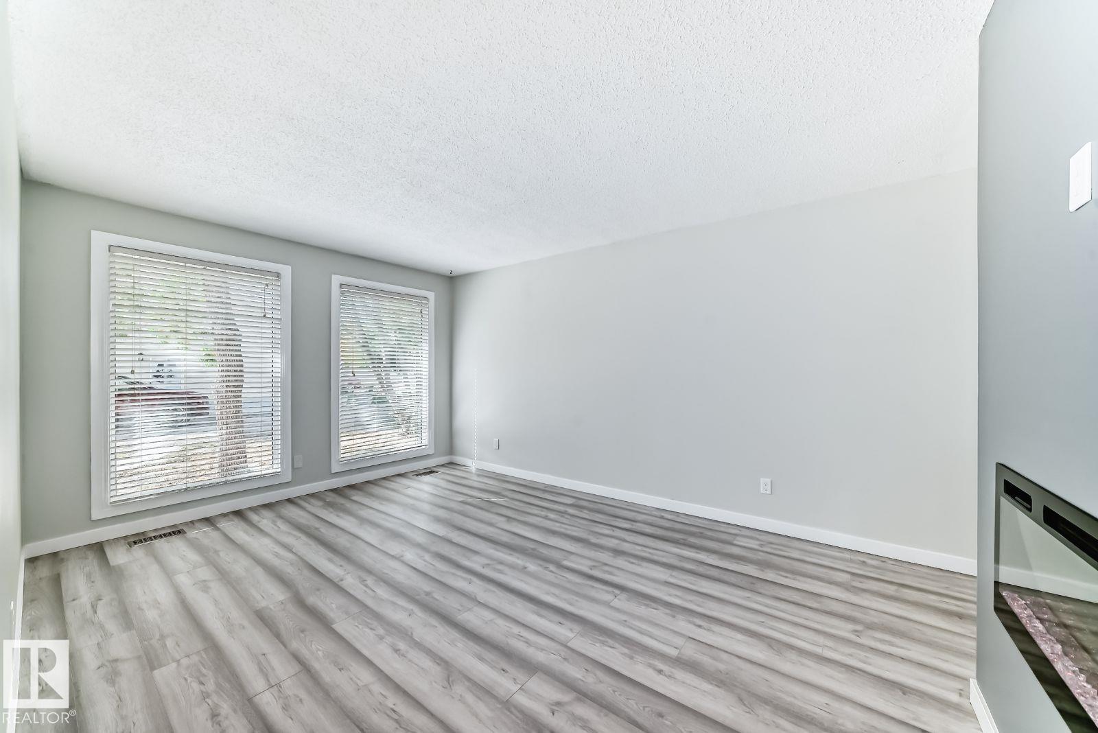 Photo 22 at 10936 Beaumaris Road NW, Lorelei, Edmonton