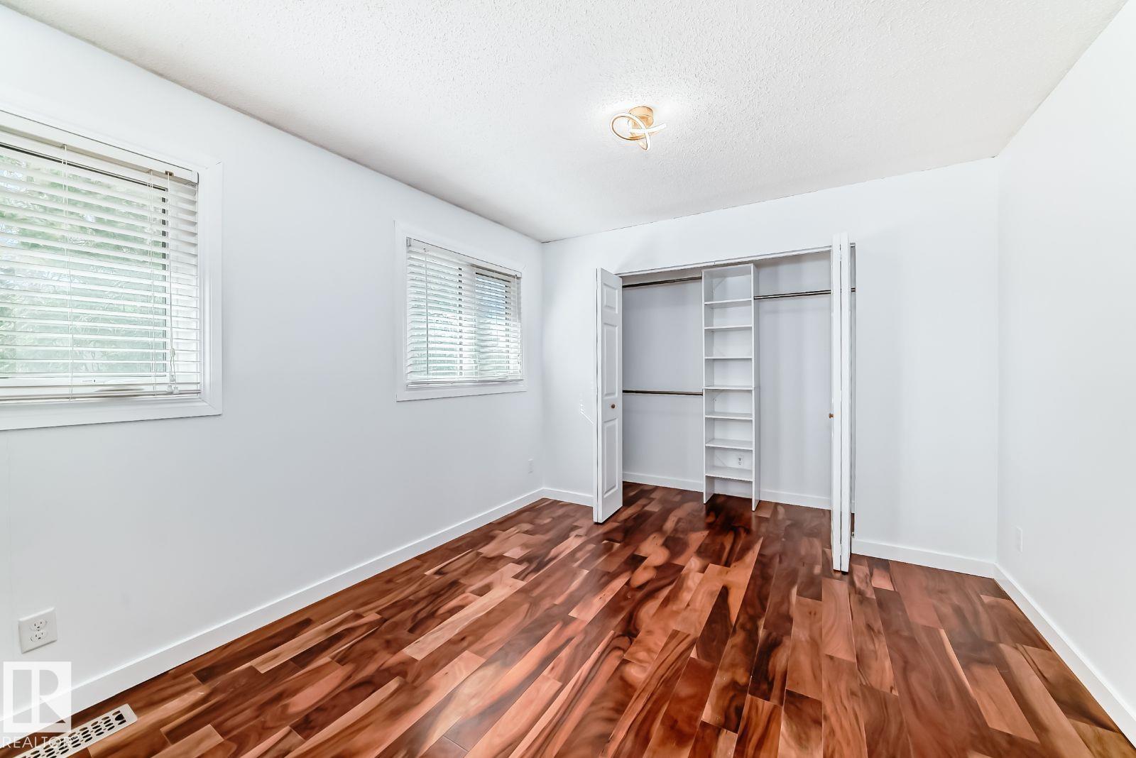 Photo 31 at 10936 Beaumaris Road NW, Lorelei, Edmonton