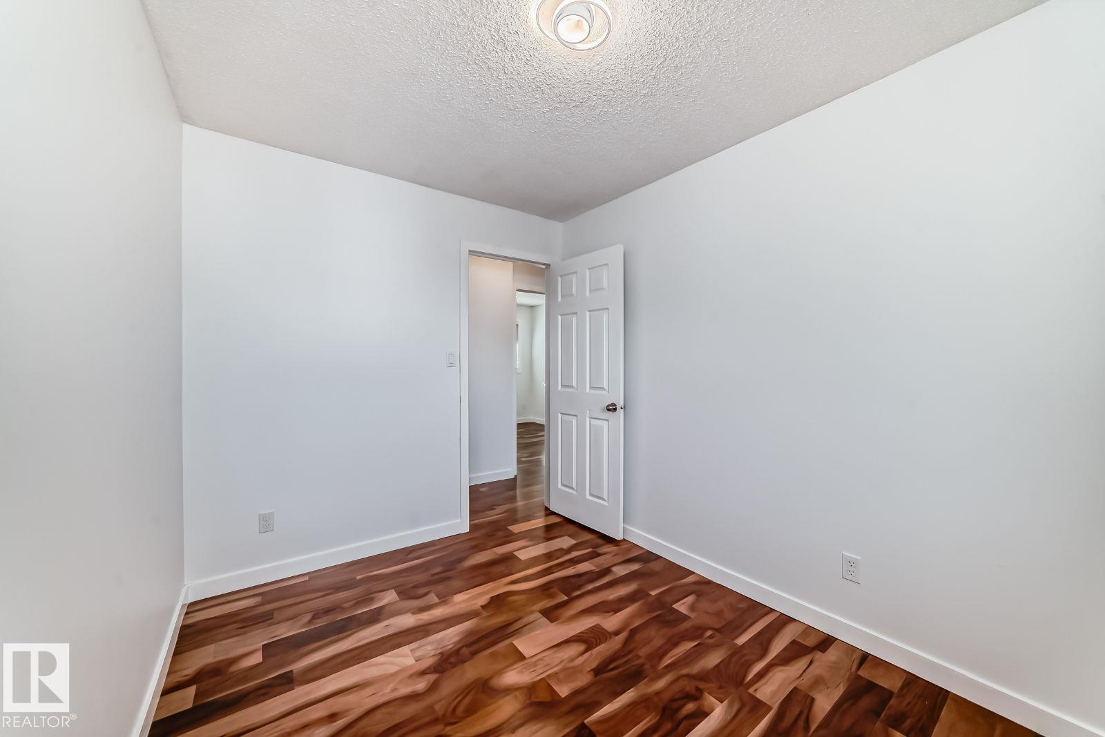 Photo 37 at 10936 Beaumaris Road NW, Lorelei, Edmonton