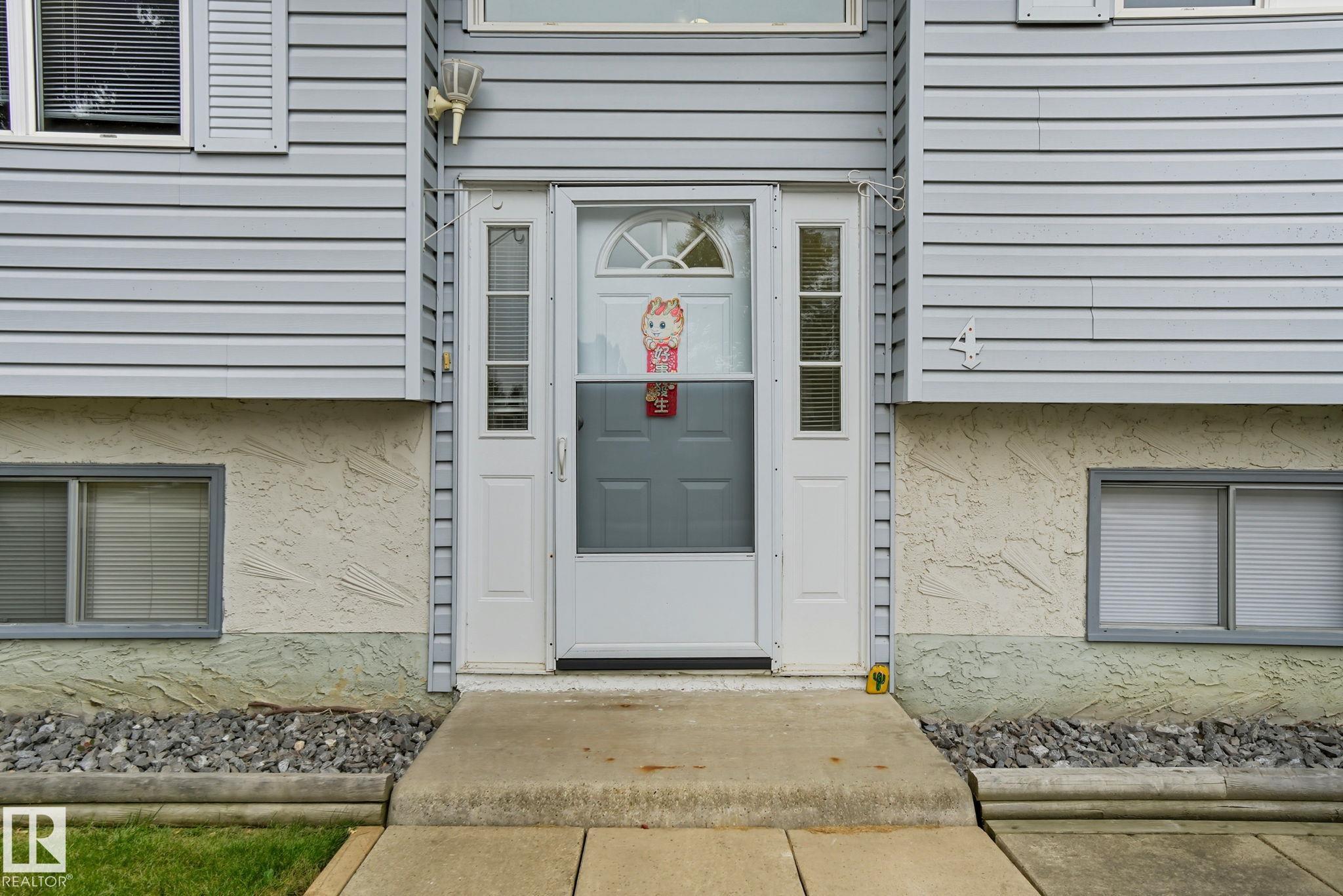 Photo 3 at 4 Miller Avenue, Millgrove, Spruce Grove