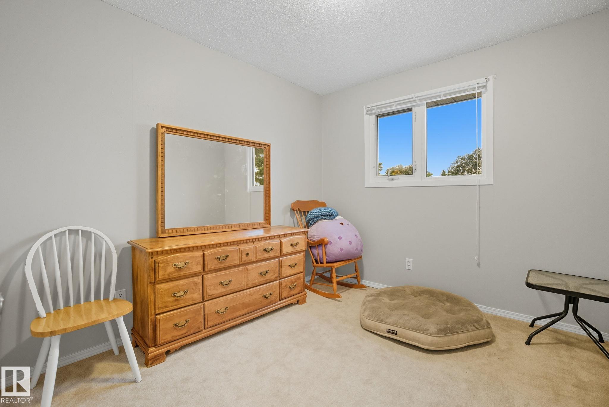 Photo 22 at 4 Miller Avenue, Millgrove, Spruce Grove
