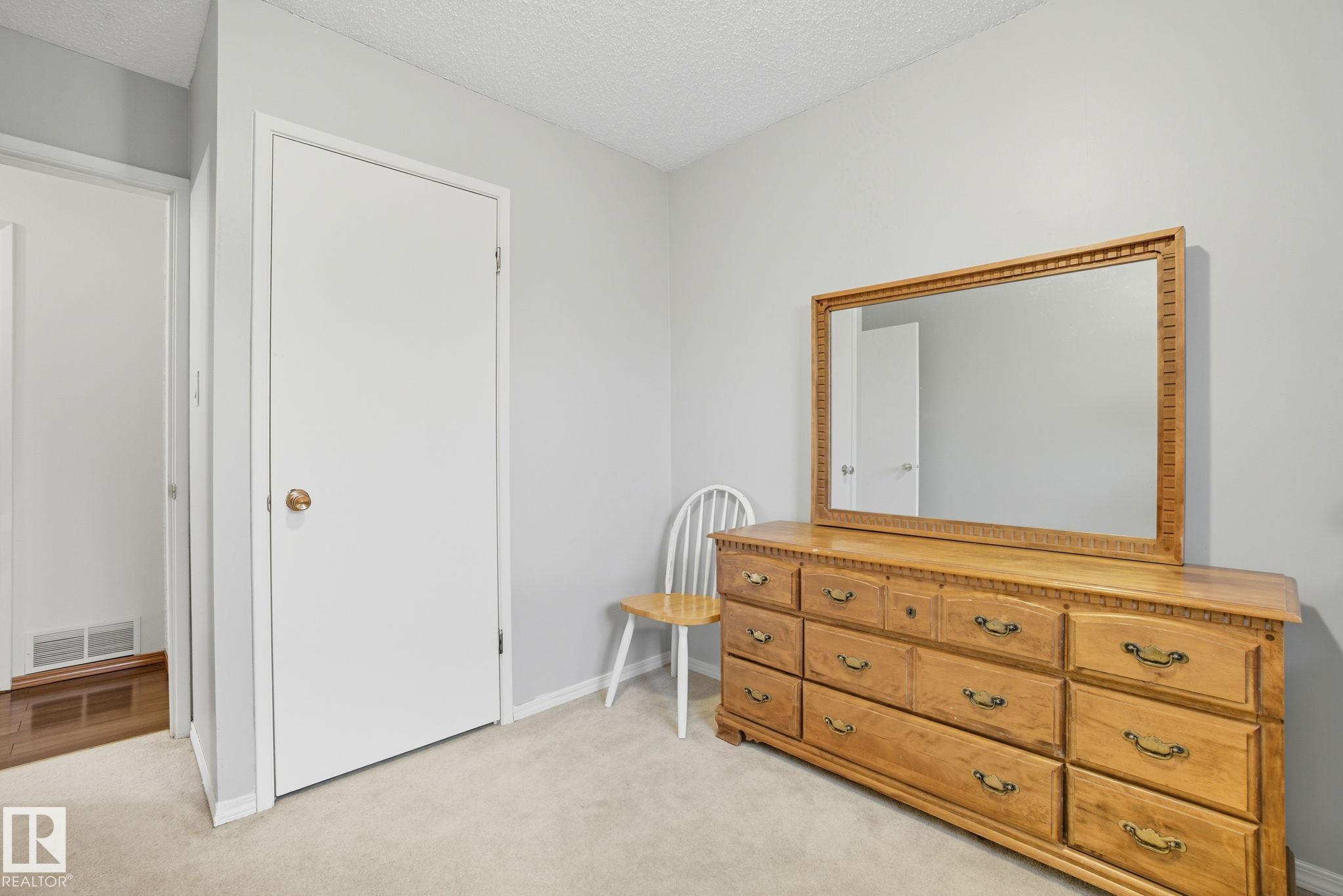 Photo 24 at 4 Miller Avenue, Millgrove, Spruce Grove