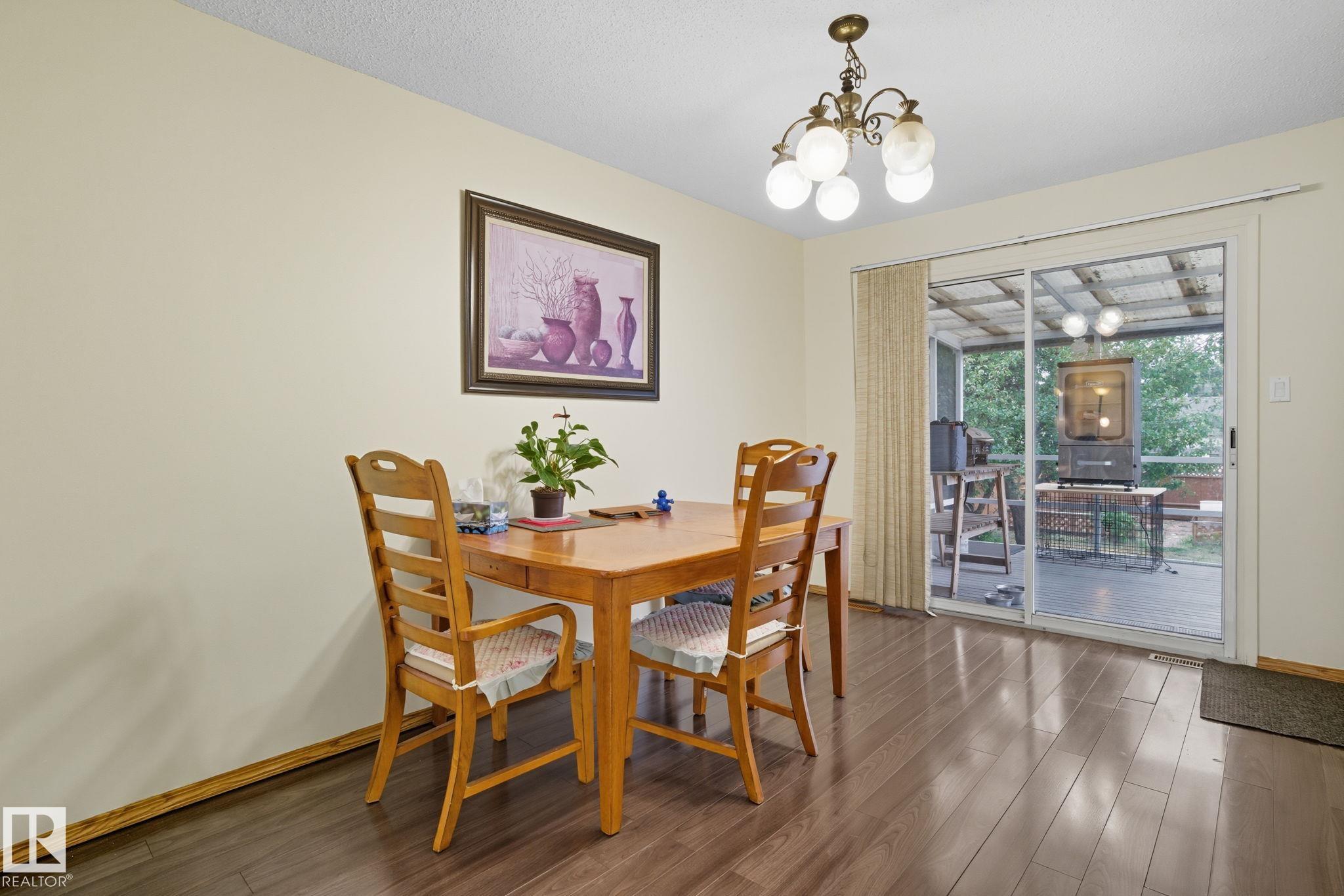 Photo 10 at 4 Miller Avenue, Millgrove, Spruce Grove