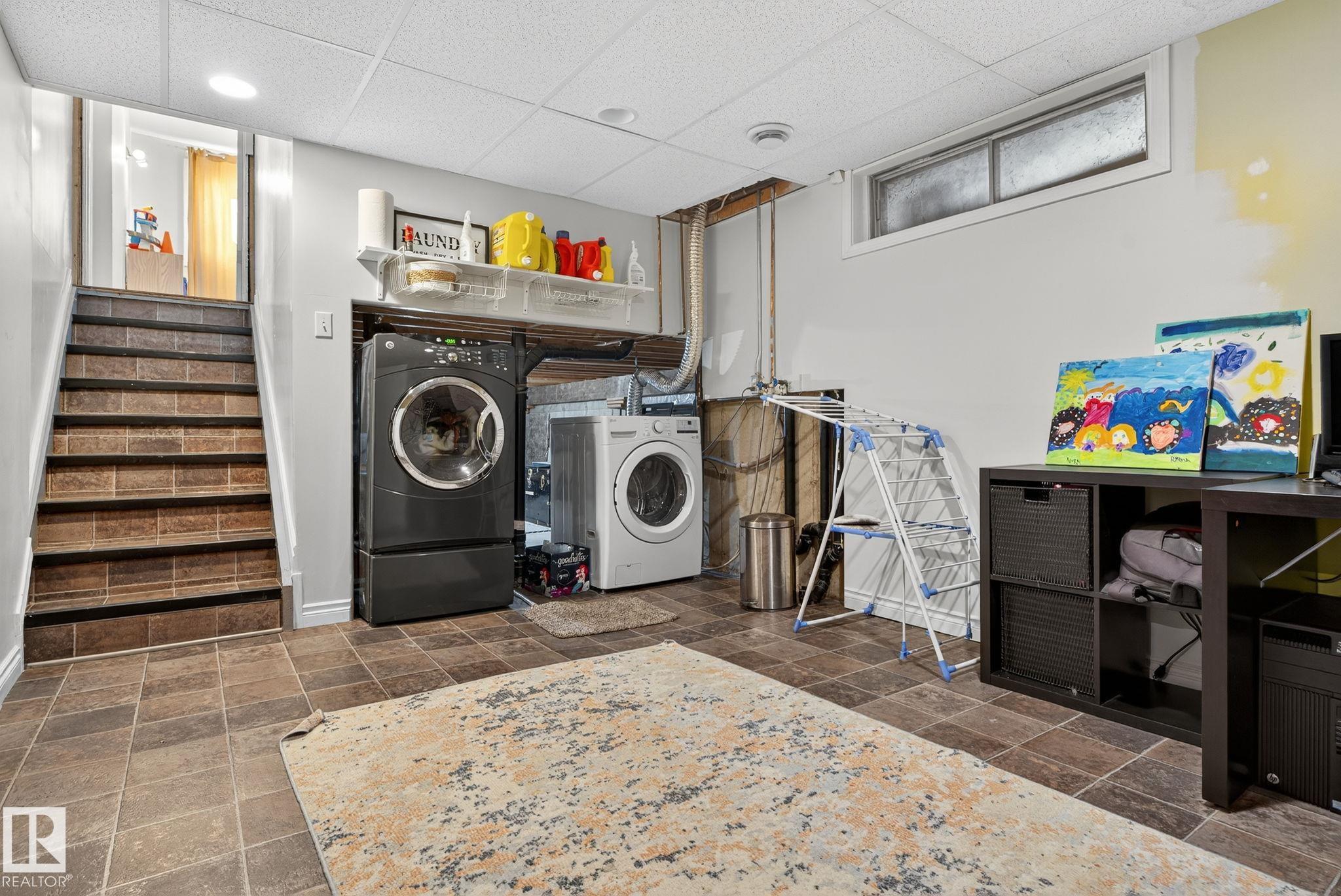 Photo 21 at 3608 51 Street NW, Hillview, Edmonton