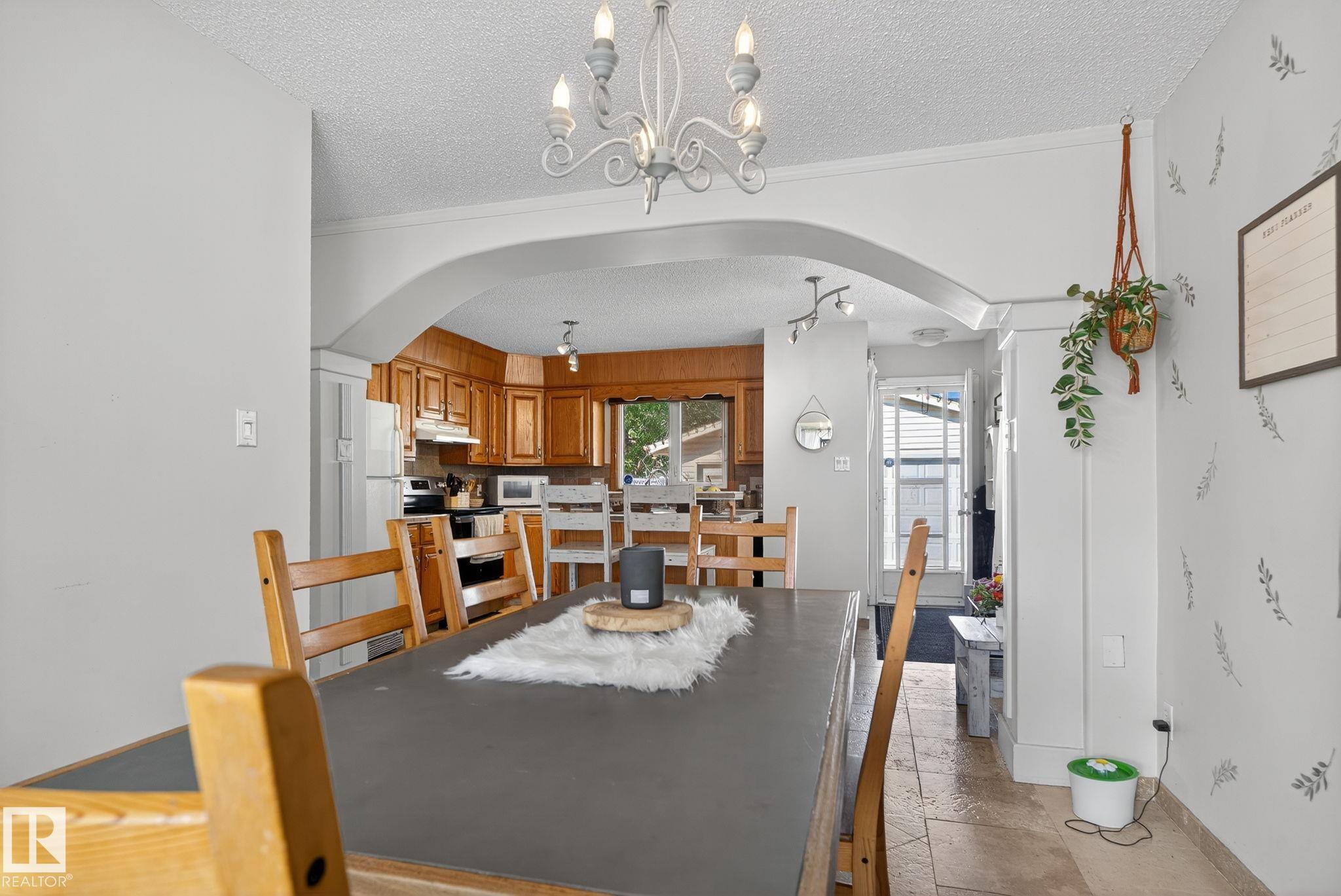Photo 30 at 3608 51 Street NW, Hillview, Edmonton