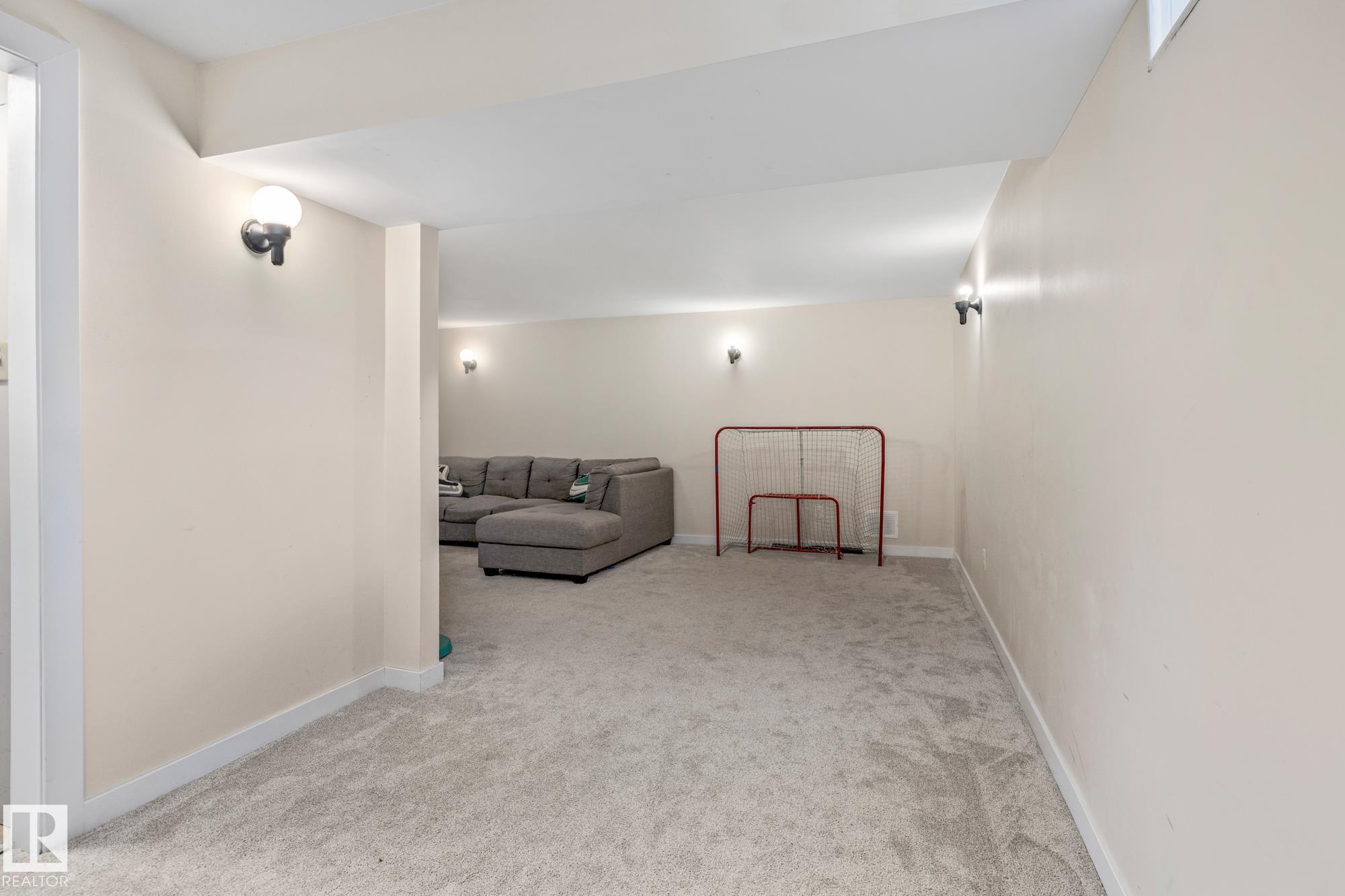Photo 27 at 18 Burnham Avenue, Braeside, St. Albert