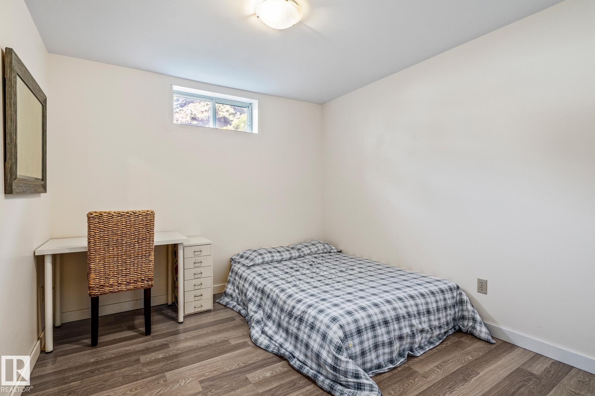 Photo 32 at 18 Burnham Avenue, Braeside, St. Albert