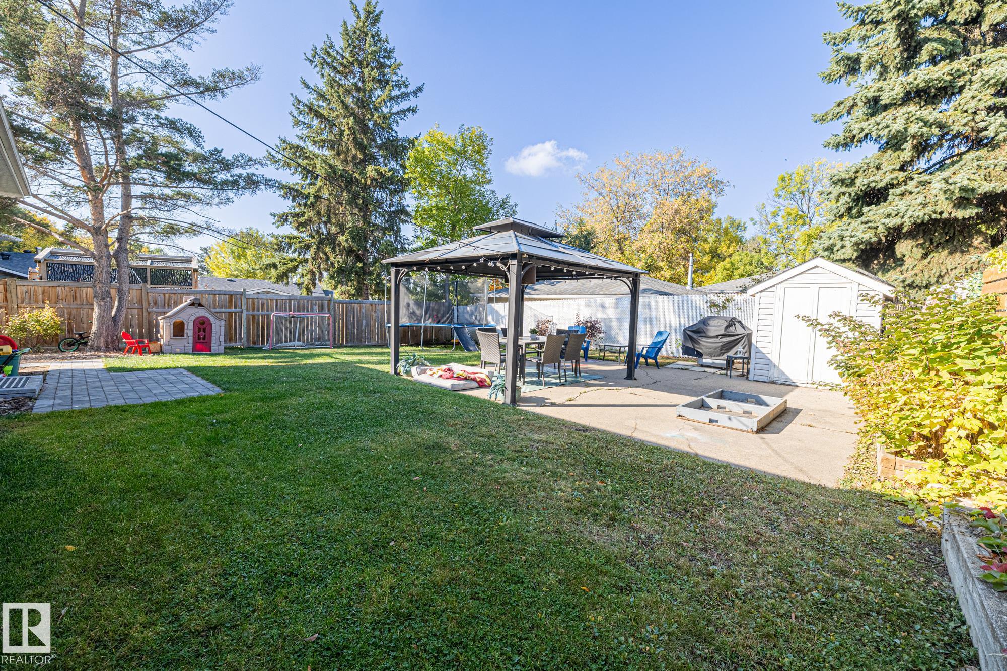 Photo 40 at 18 Burnham Avenue, Braeside, St. Albert