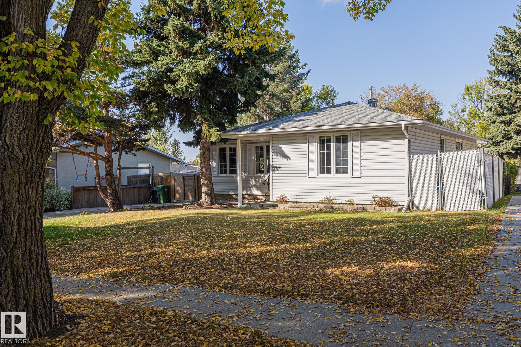 Photo 46 at 18 Burnham Avenue, Braeside, St. Albert