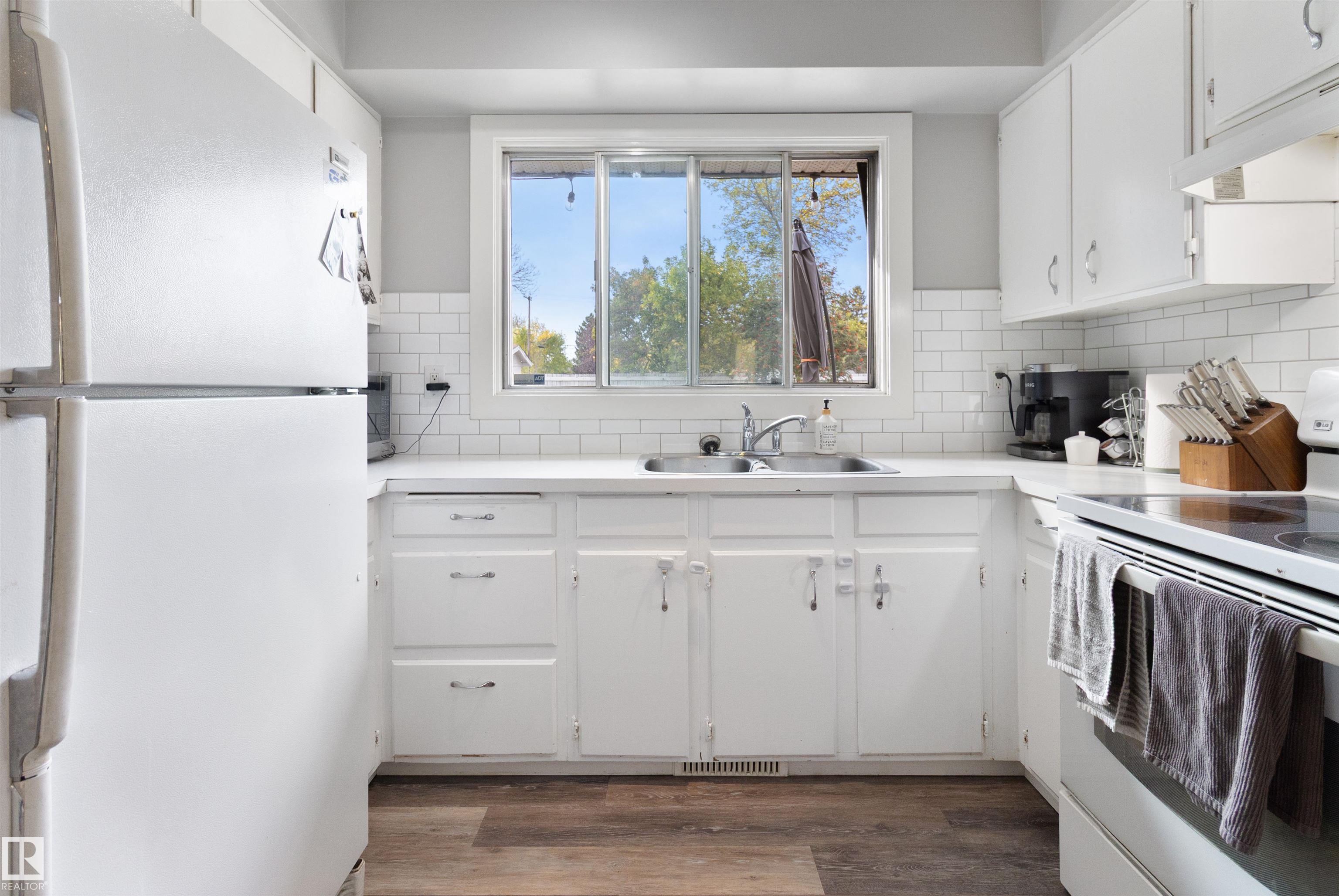 Photo 17 at 64 Greenwood Way, Maplewood, Sherwood Park