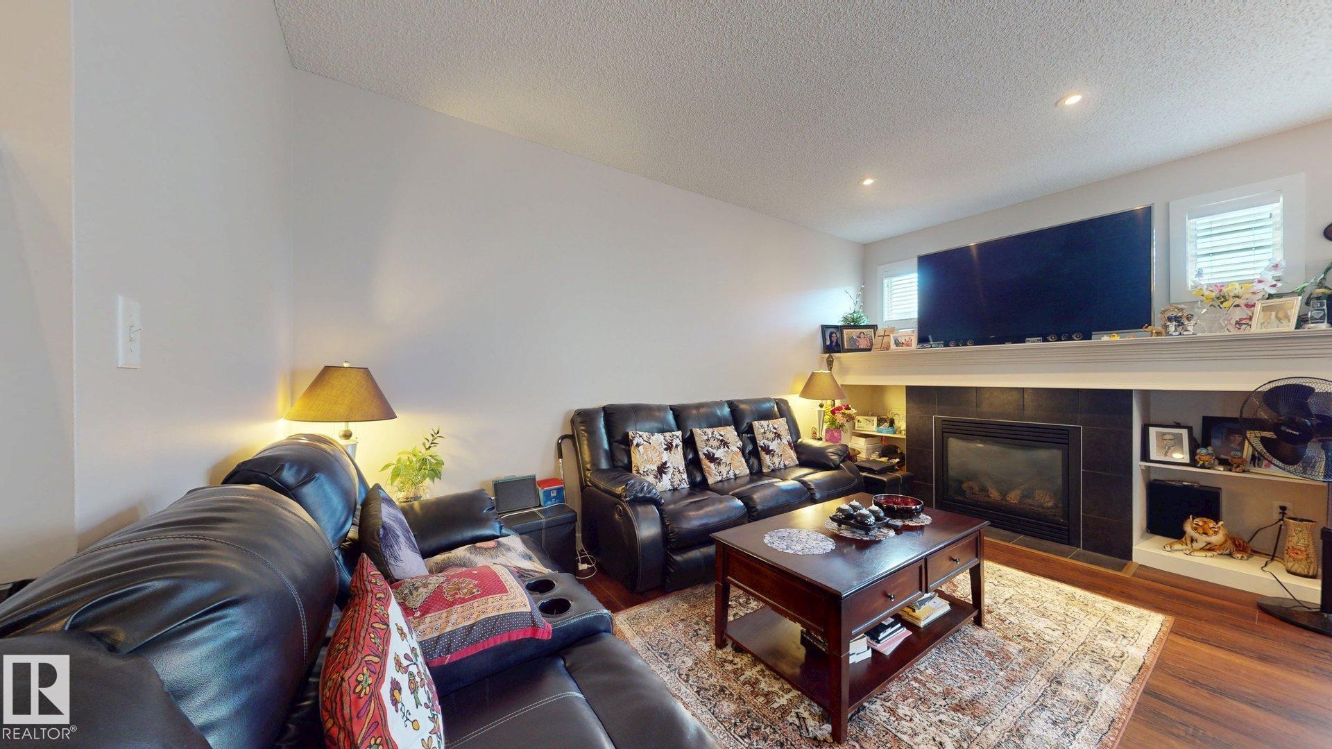 Photo 8 at 2917 16 A Avenue NW, Laurel, Edmonton