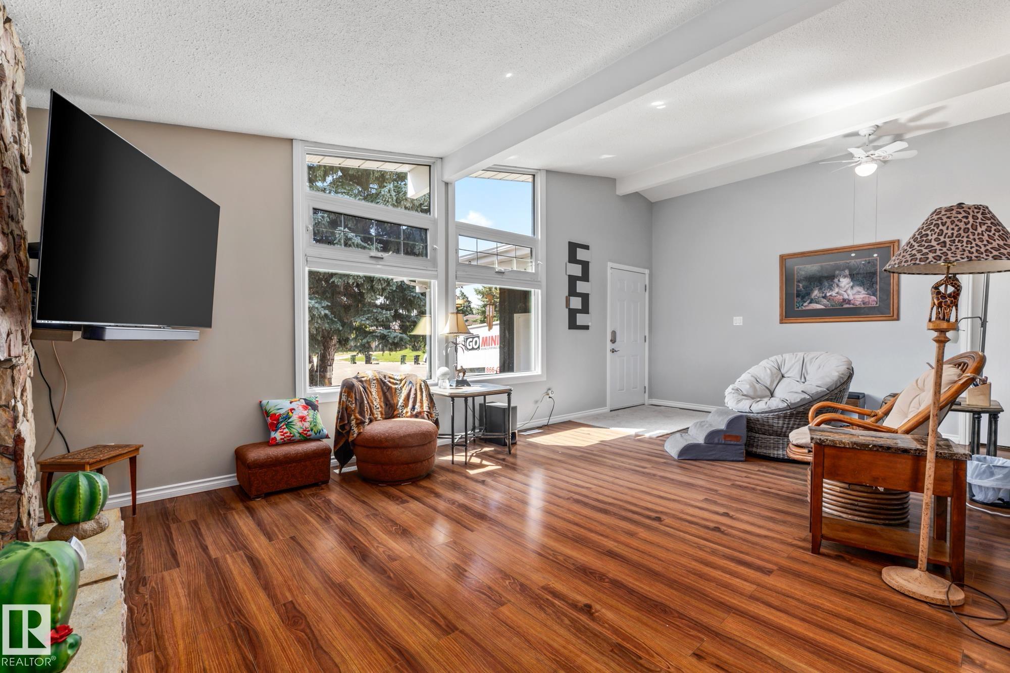 Photo 2 at 12250 143 Avenue NW, Carlisle, Edmonton