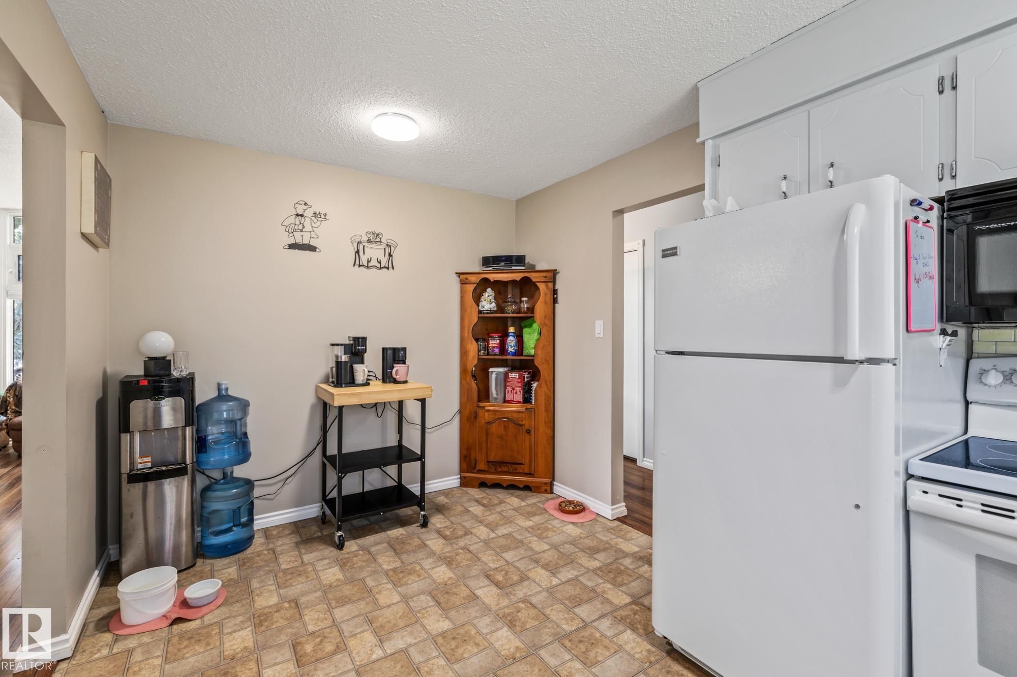 Photo 16 at 12250 143 Avenue NW, Carlisle, Edmonton