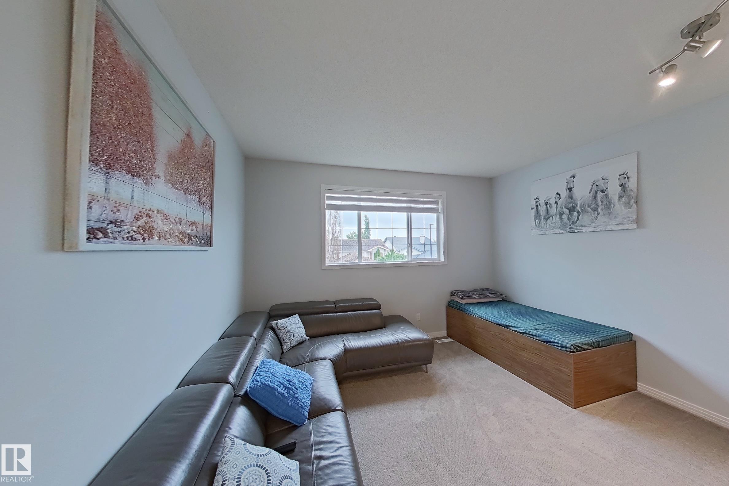 Photo 13 at 315 Wild Rose Way NW, Wild Rose, Edmonton