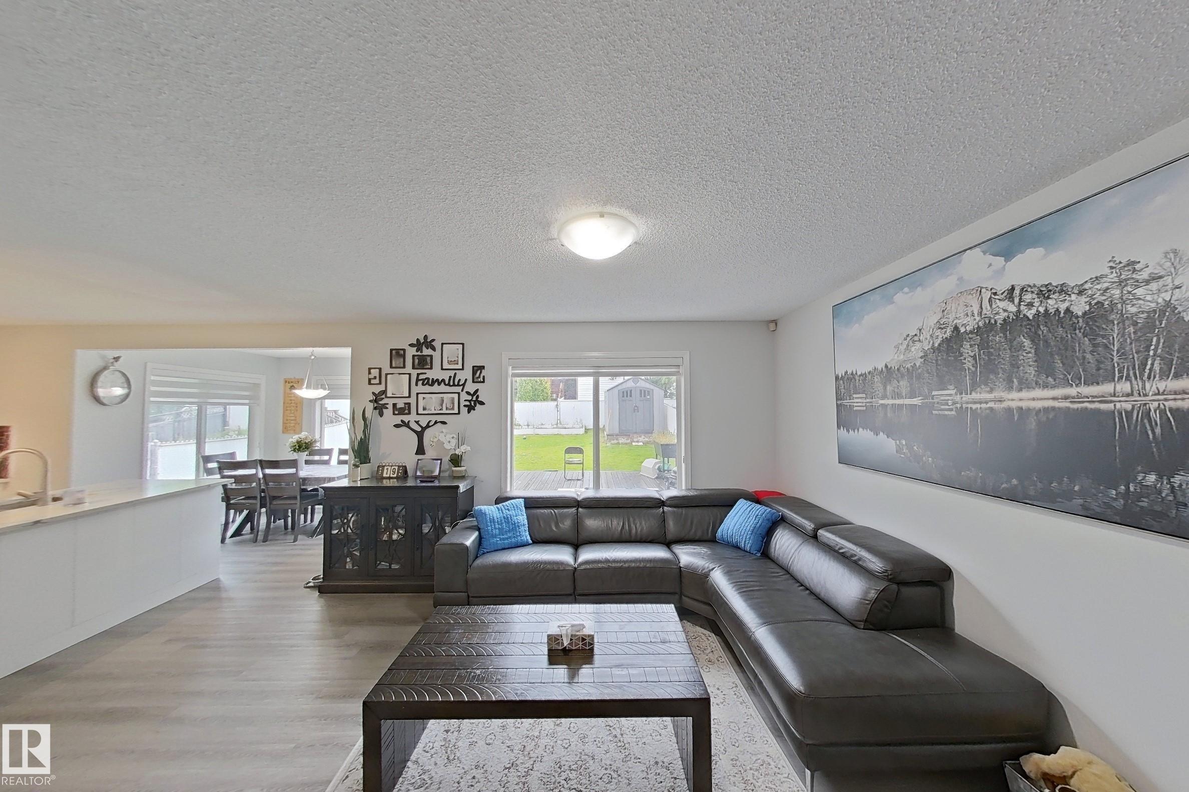 Photo 5 at 315 Wild Rose Way NW, Wild Rose, Edmonton