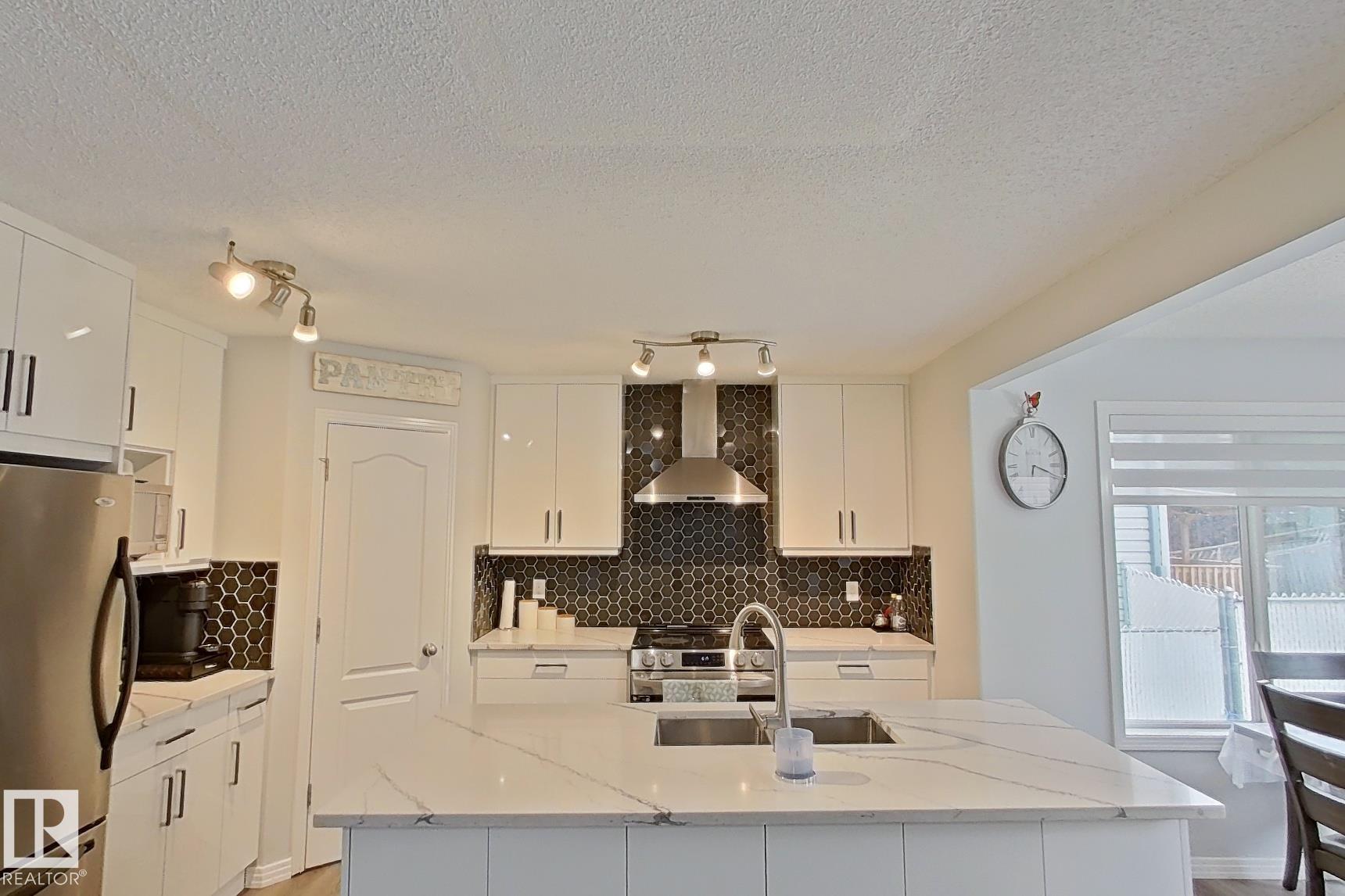 Photo 8 at 315 Wild Rose Way NW, Wild Rose, Edmonton