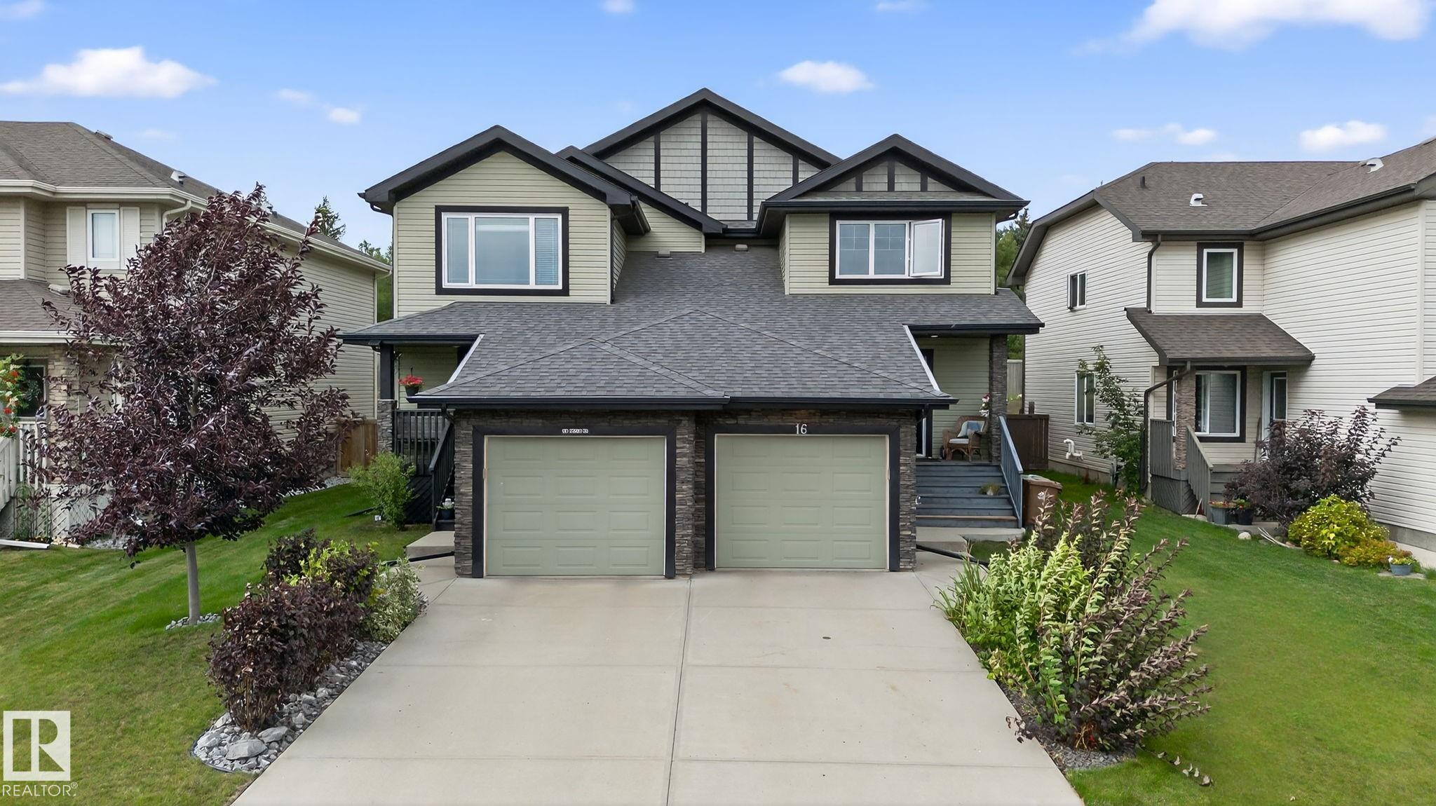 16 Royal Street, Riverside, St. Albert 