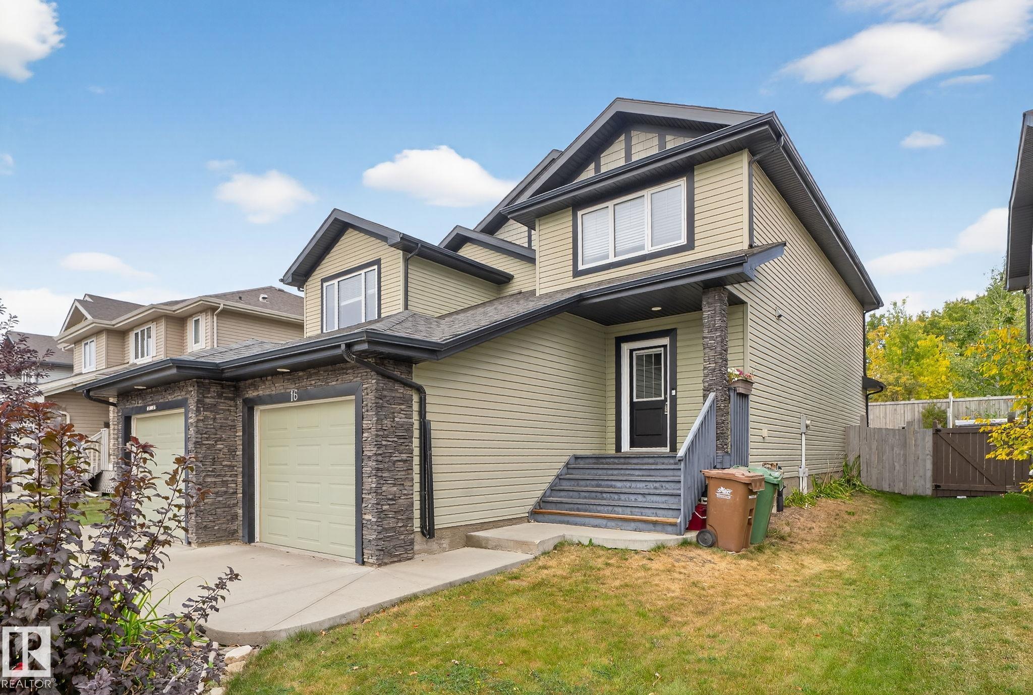 Photo 3 at 16 Royal Street, Riverside, St. Albert