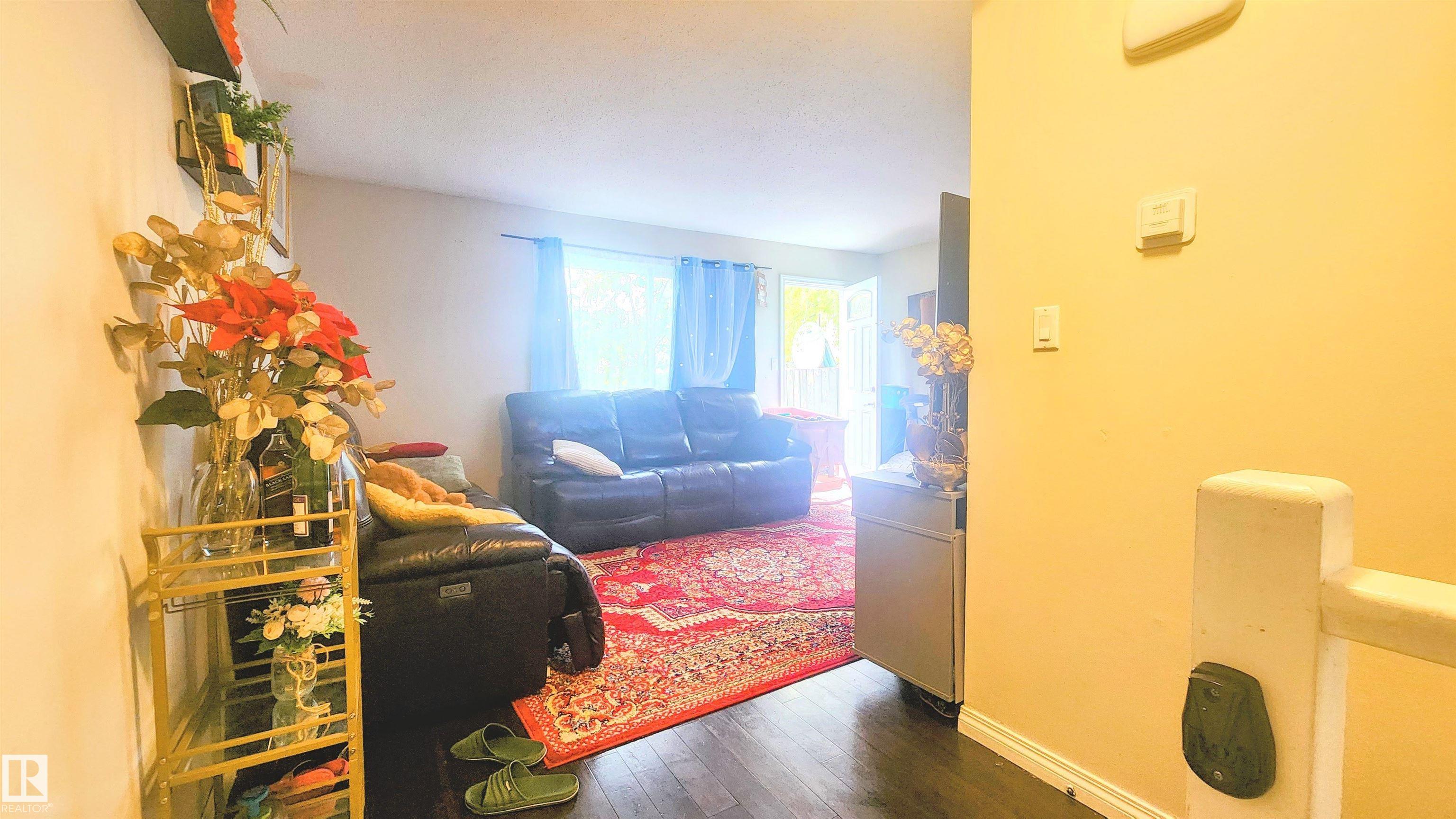 Photo 9 at 704 Abbottsfield Road NW, Abbottsfield, Edmonton