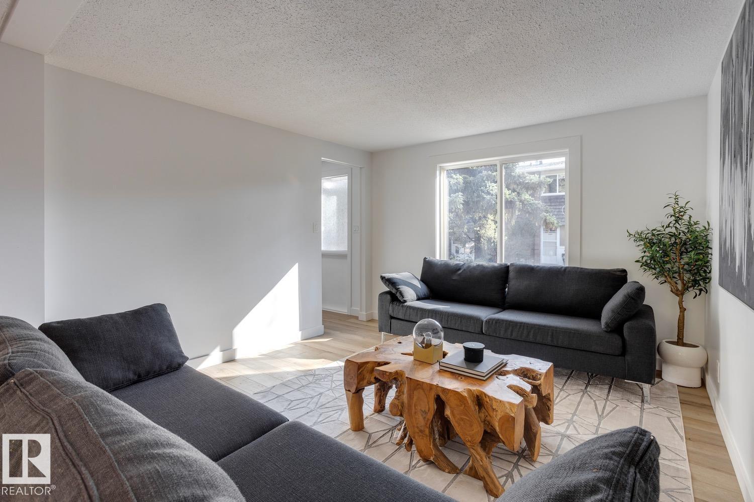 Photo 13 at 73 Ridgewood Terrace, Braeside, St. Albert