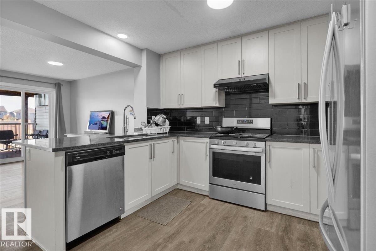 Photo 8 at 1730 27 Street NW, Laurel, Edmonton