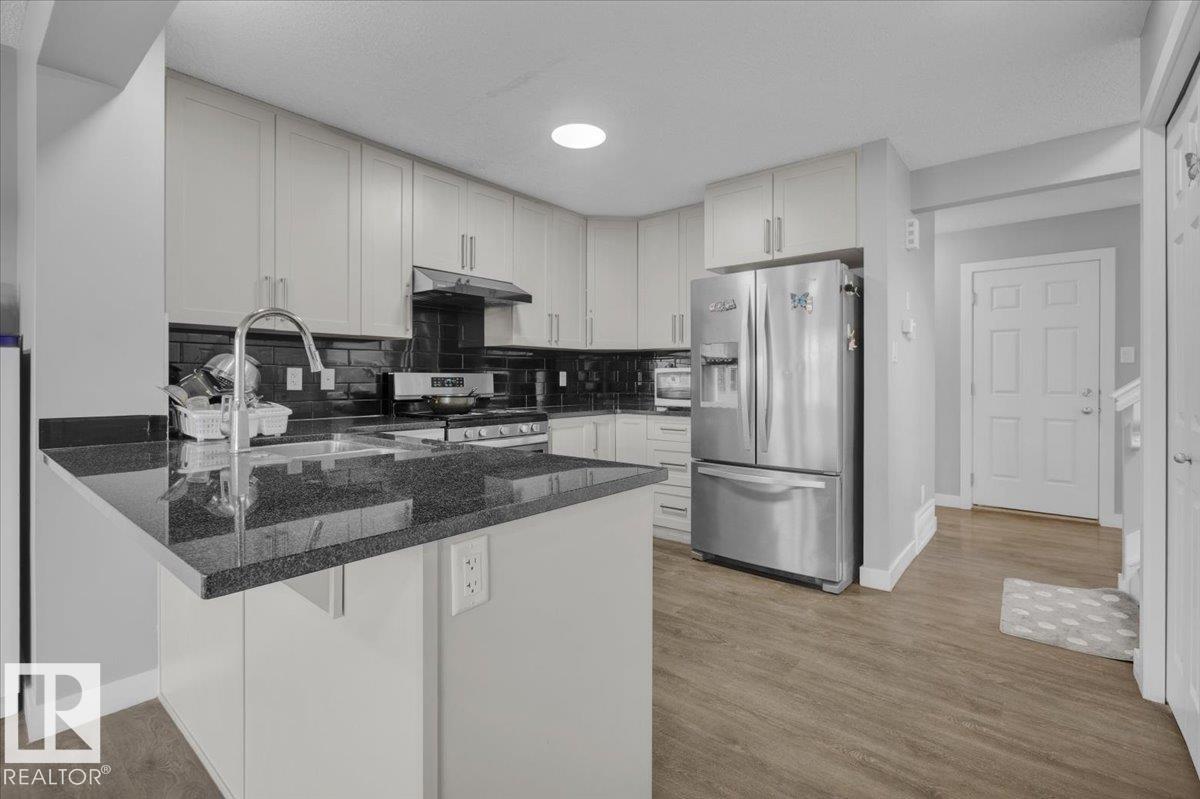 Photo 10 at 1730 27 Street NW, Laurel, Edmonton