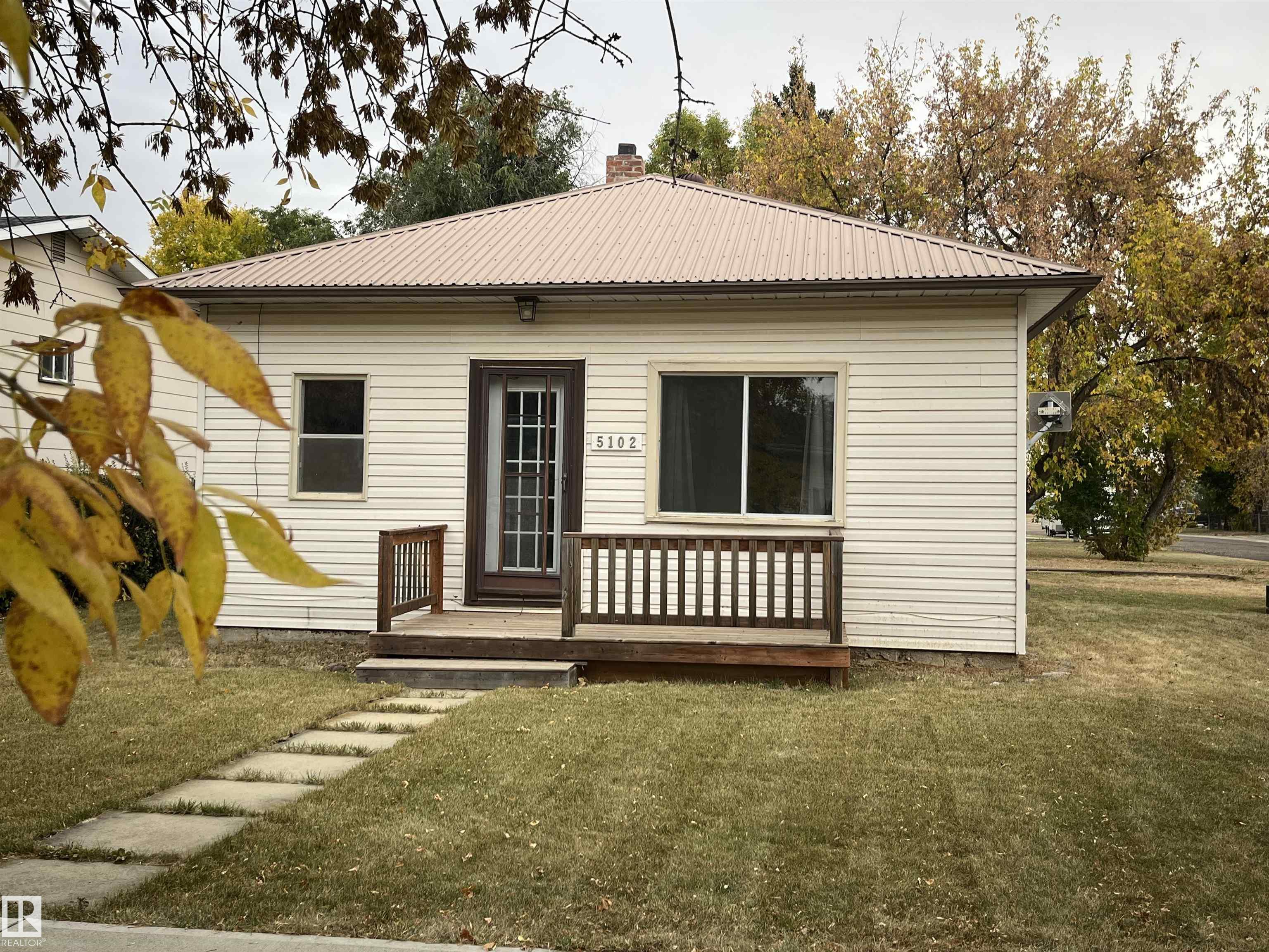 5102 53 ST, Daysland - $112,000