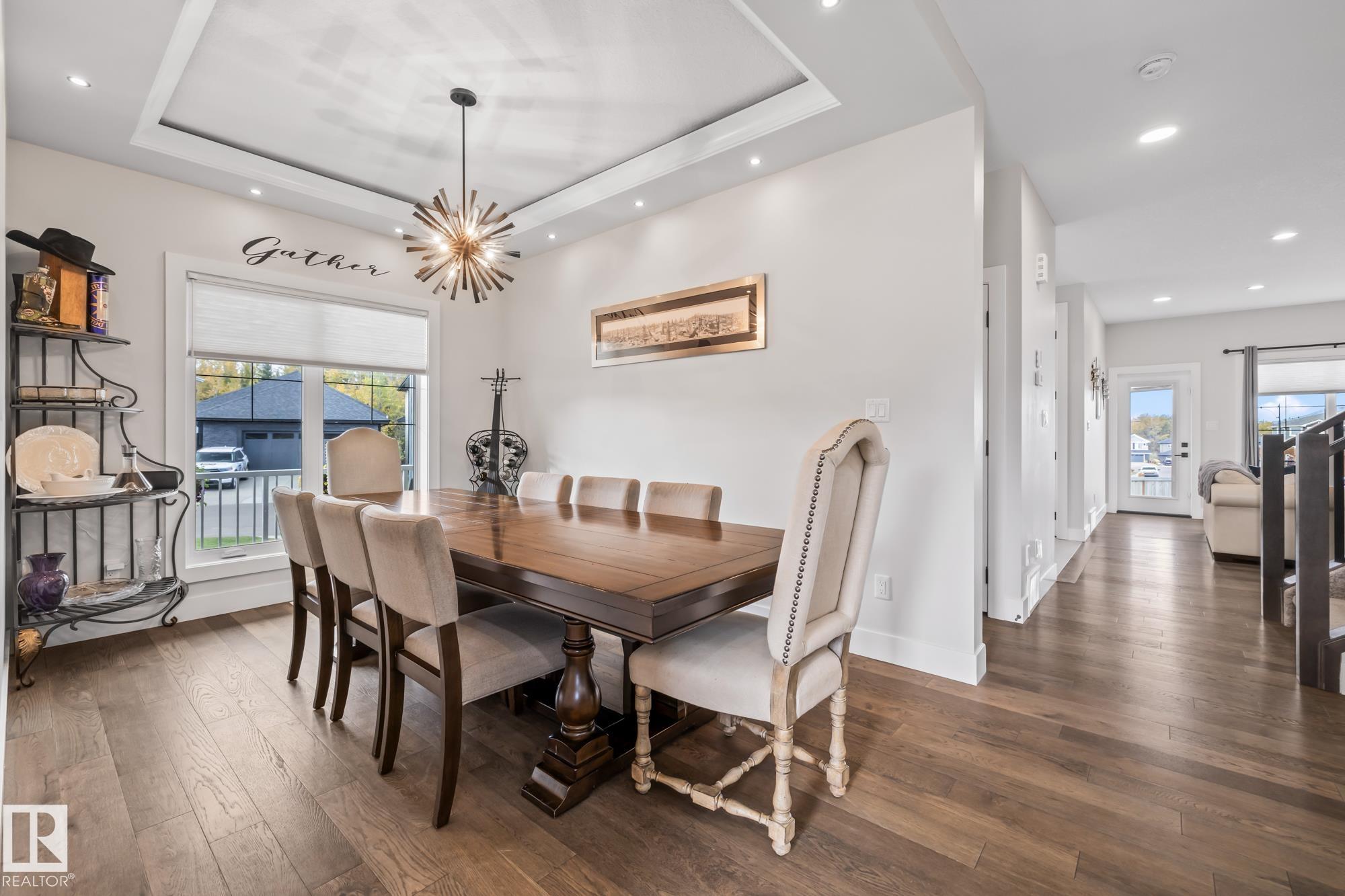 Photo 10 at 568 Merlin Landing NW, Hawks Ridge, Edmonton