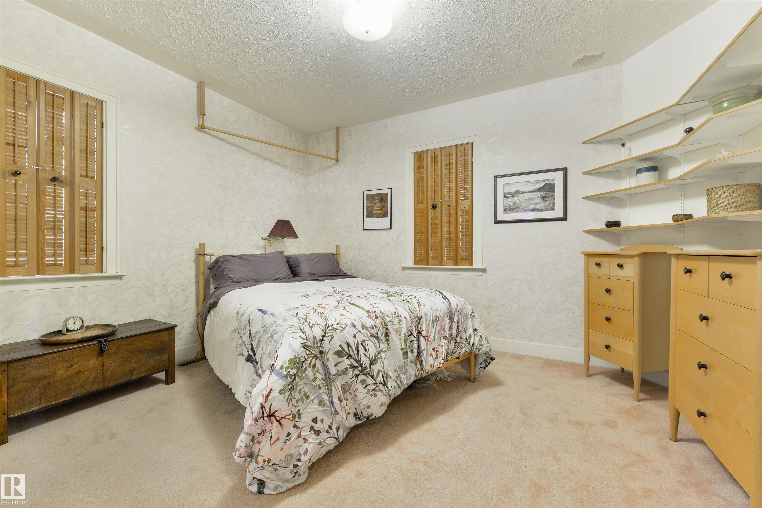 Photo 17 at 10520 74 Avenue NW, Queen Alexandra, Edmonton