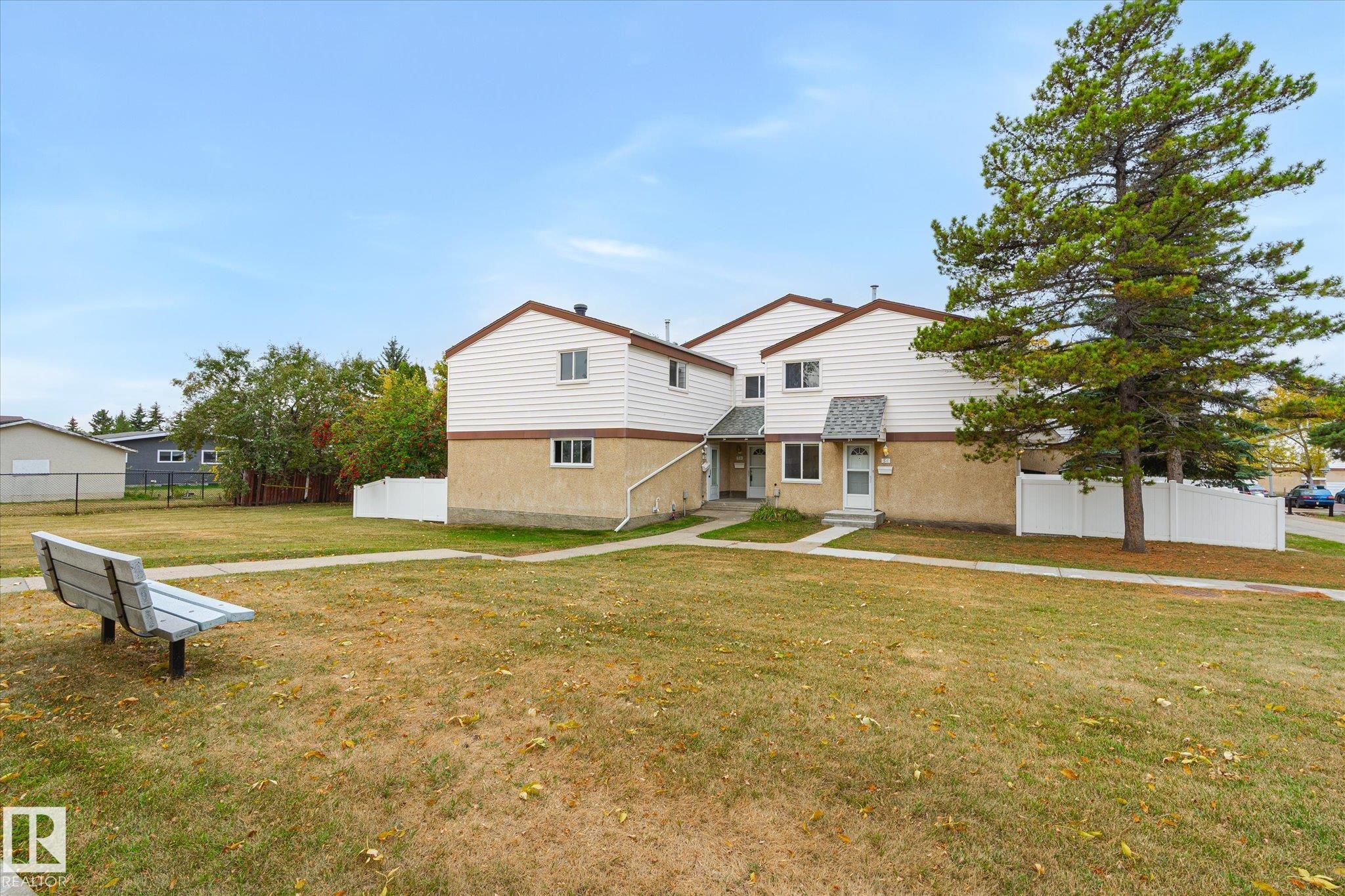 Photo 2 at 5C Twin Terrace NW, Tweddle Place, Edmonton