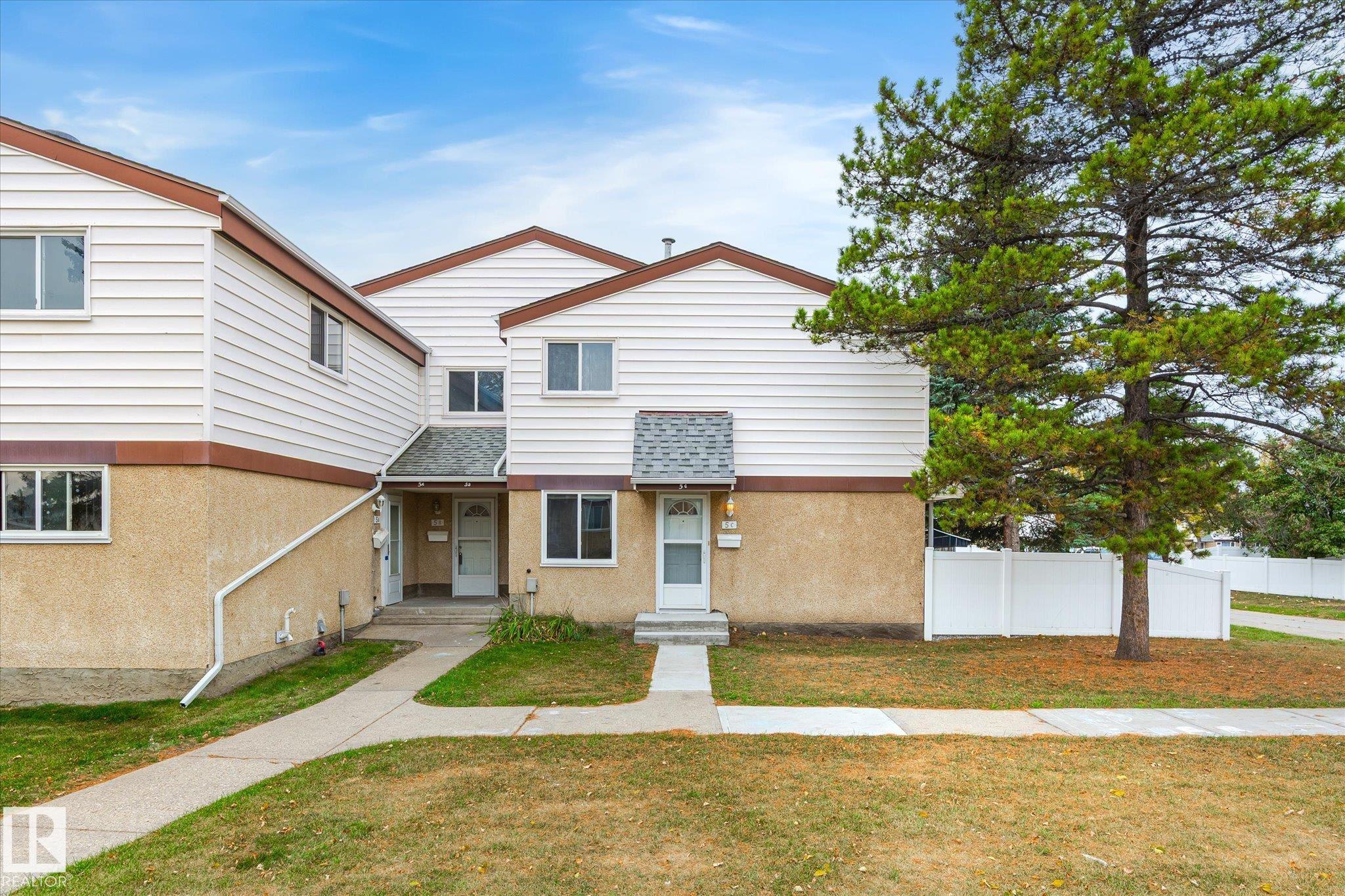 Photo 3 at 5C Twin Terrace NW, Tweddle Place, Edmonton