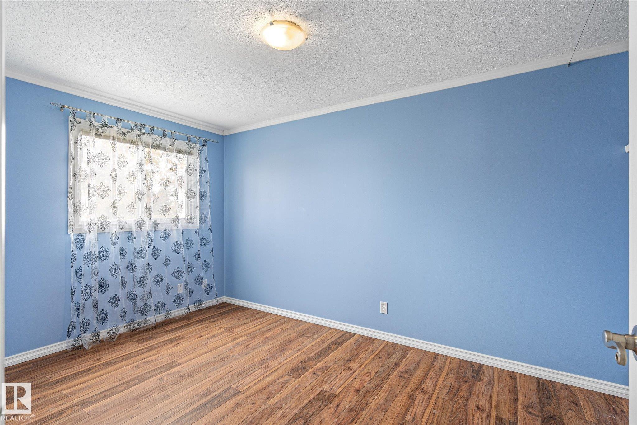 Photo 21 at 5C Twin Terrace NW, Tweddle Place, Edmonton