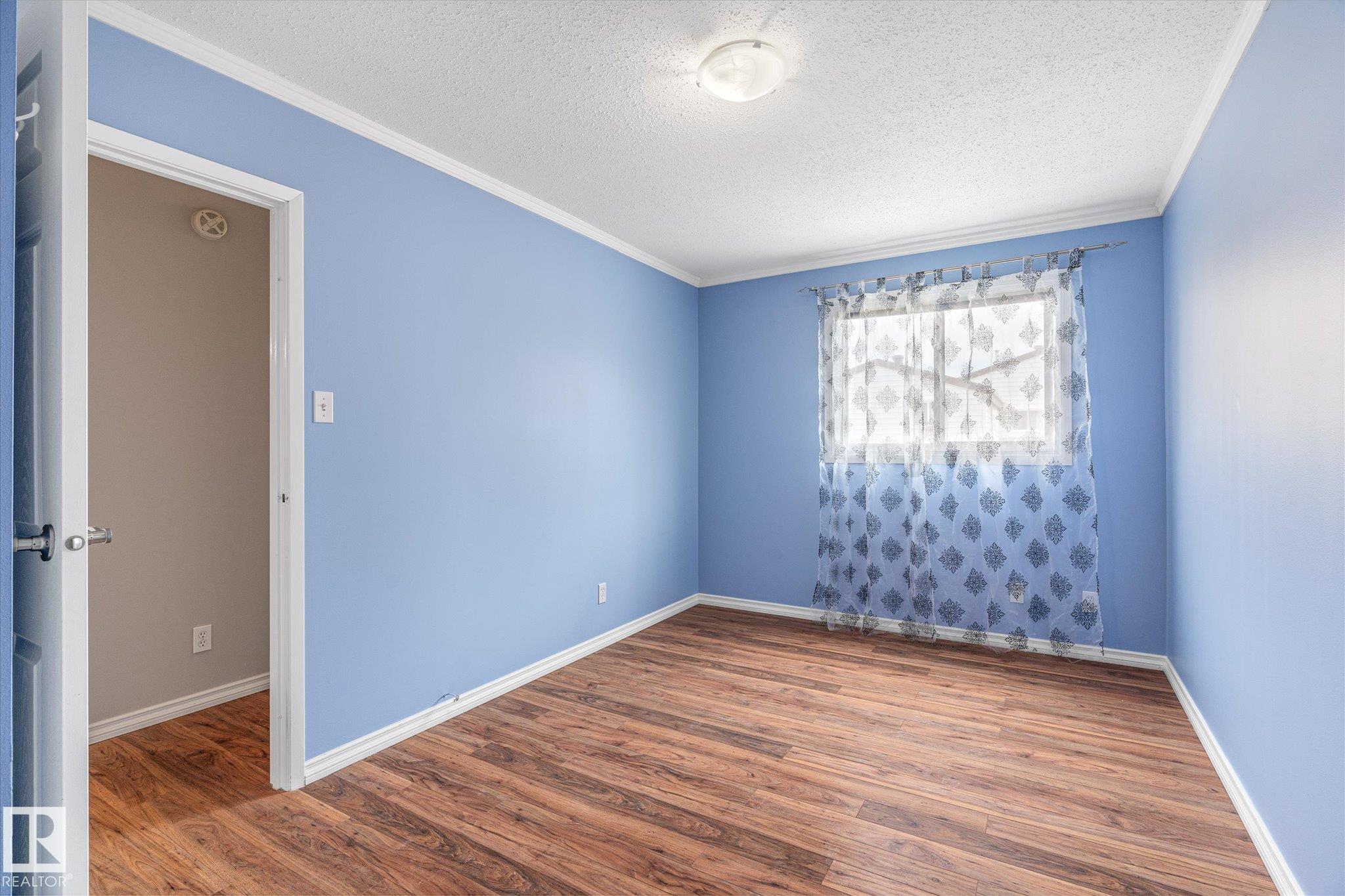Photo 22 at 5C Twin Terrace NW, Tweddle Place, Edmonton