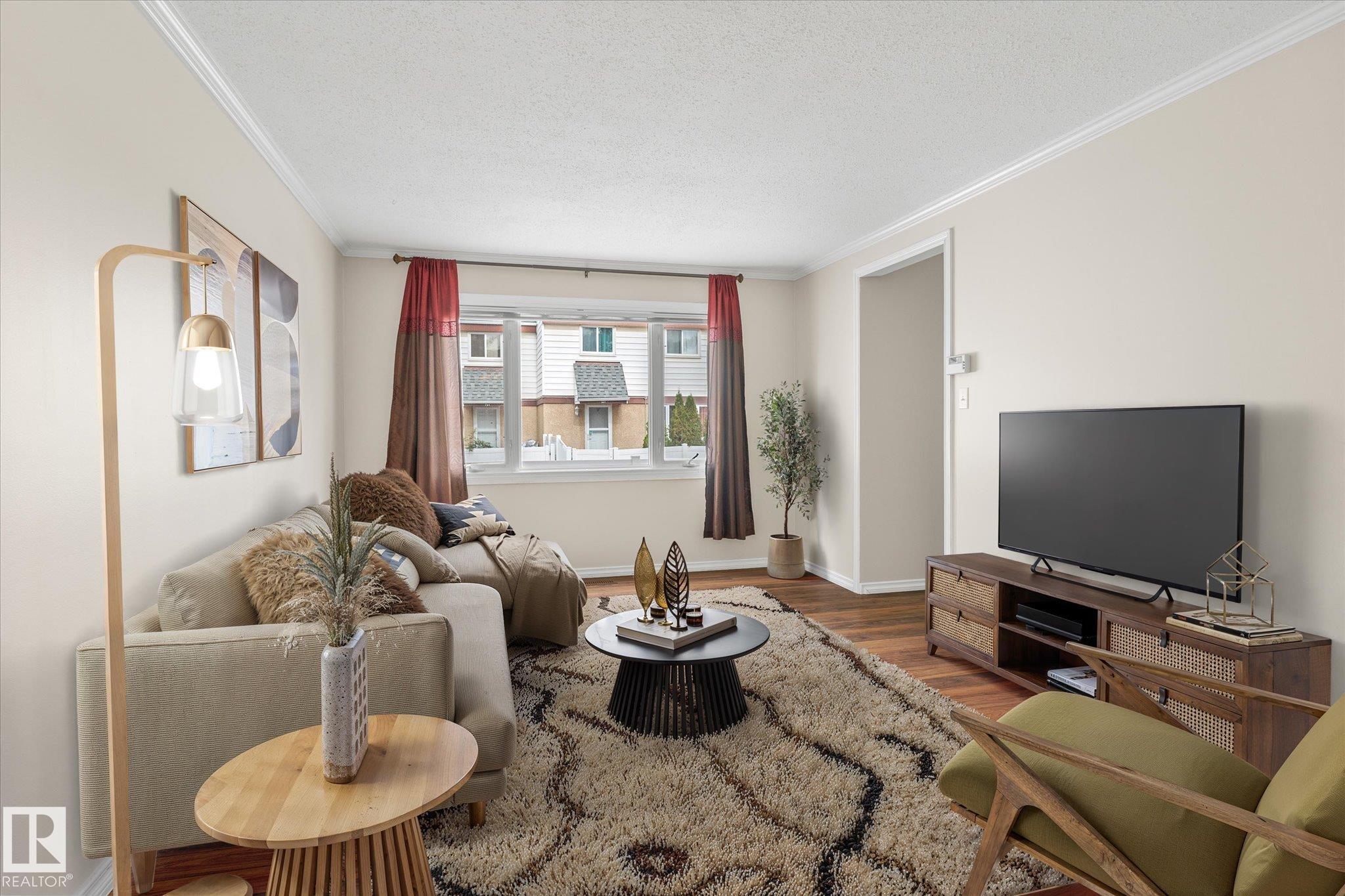 Photo 5 at 5C Twin Terrace NW, Tweddle Place, Edmonton