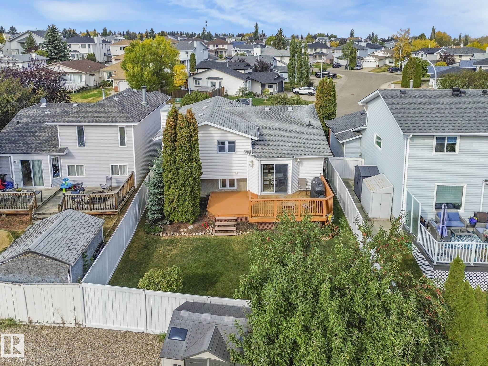 Photo 12 at 6115 157 Avenue NW, Matt Berry, Edmonton
