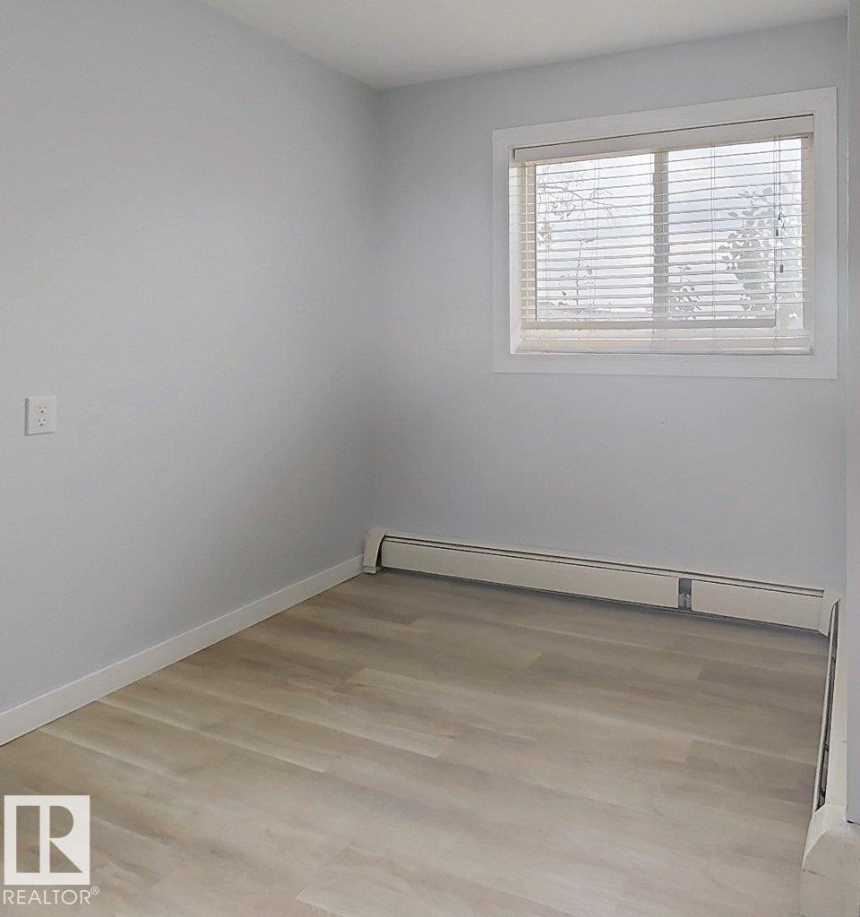 Photo 11 at 21 - 11245 31 Avenue NW, Sweet Grass, Edmonton