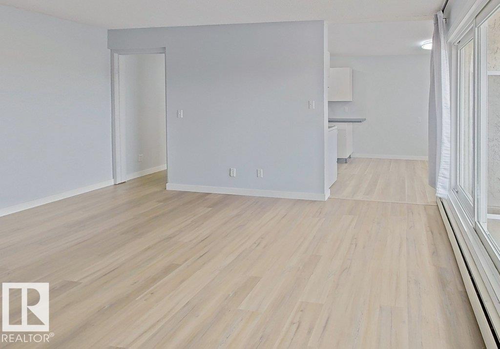 Photo 5 at 21 - 11245 31 Avenue NW, Sweet Grass, Edmonton