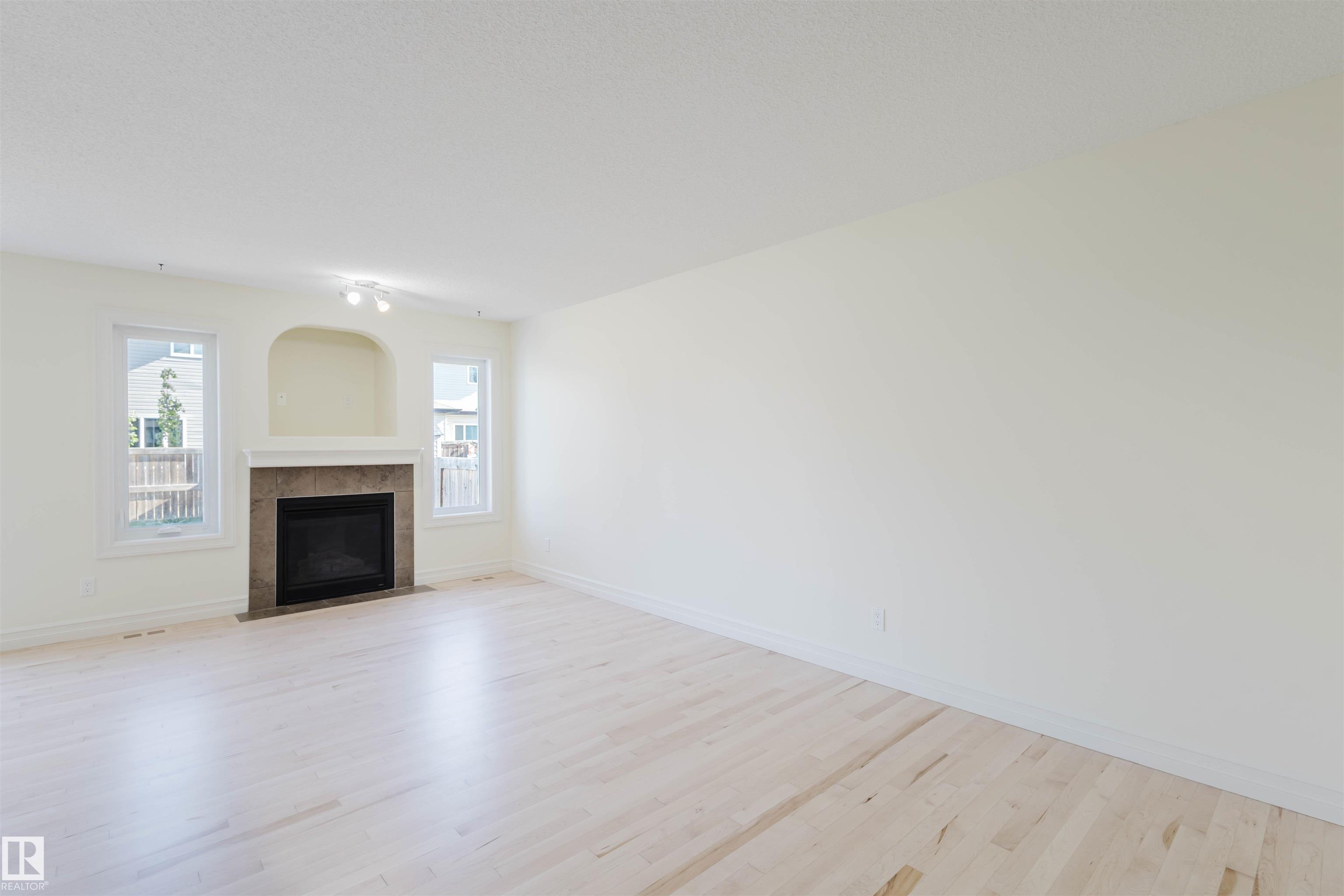 Photo 11 at 33 Catalina Court, Sienna, Fort Saskatchewan