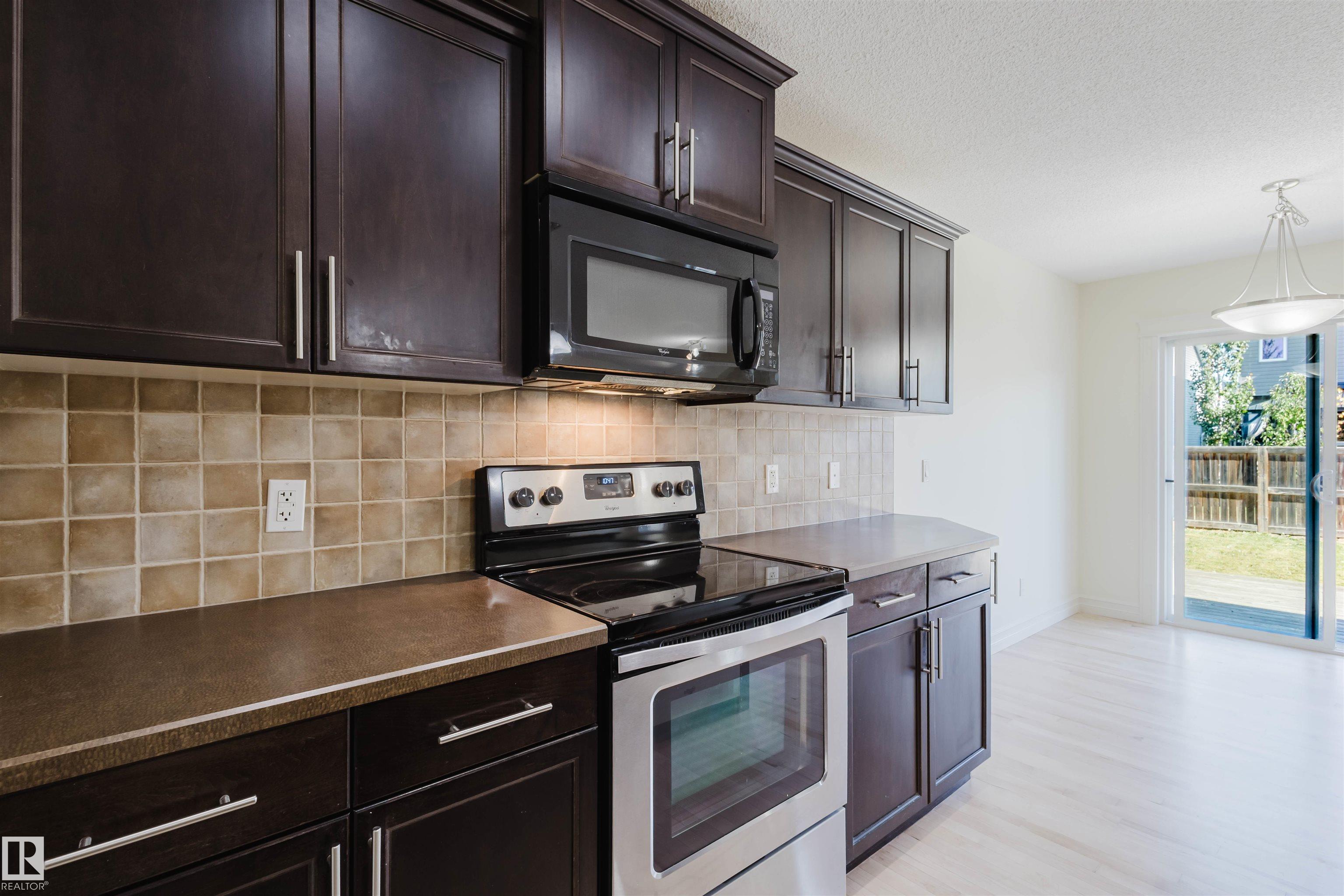 Photo 9 at 33 Catalina Court, Sienna, Fort Saskatchewan