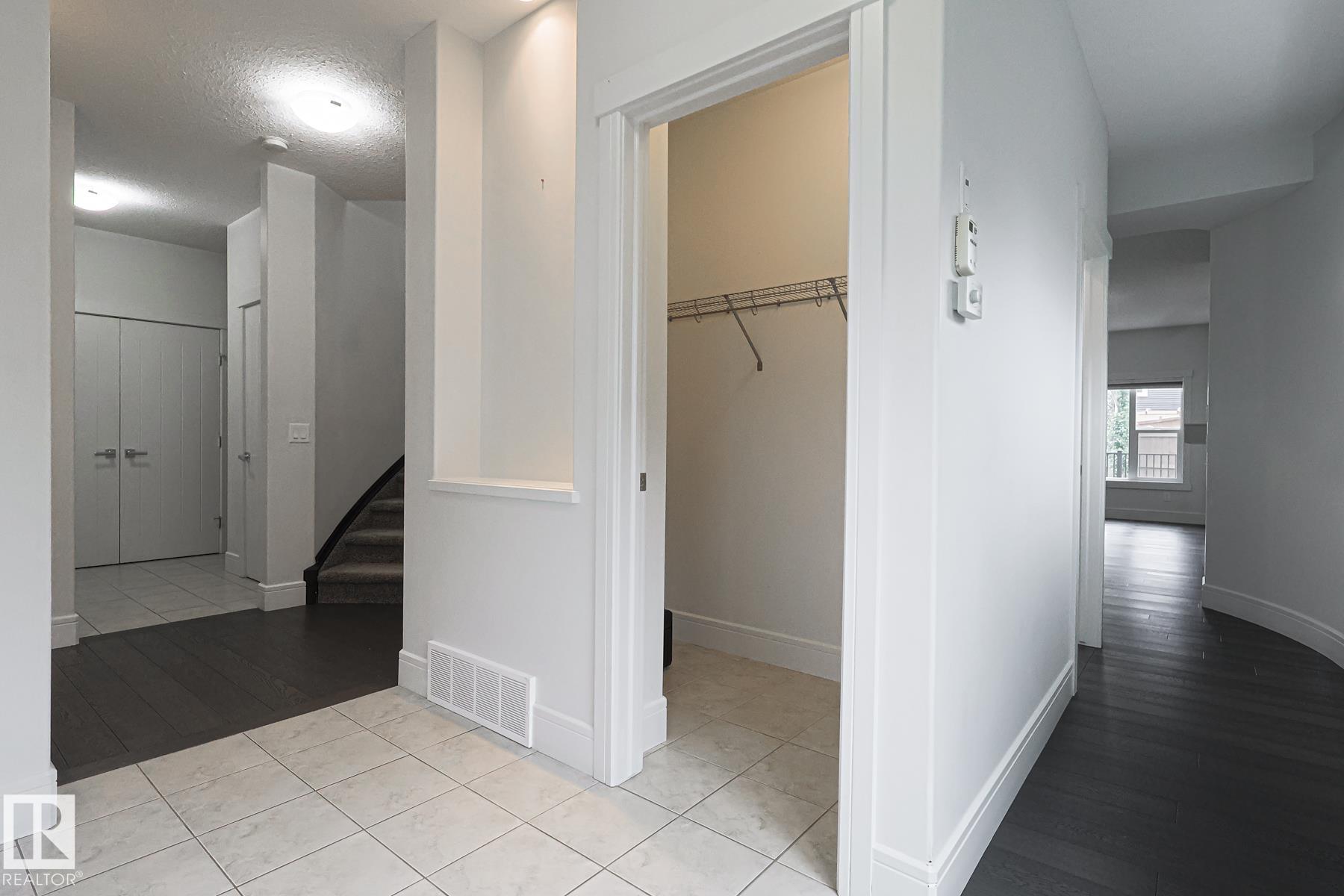 Photo 4 at 3167 Winspear Crescent SW, Walker, Edmonton