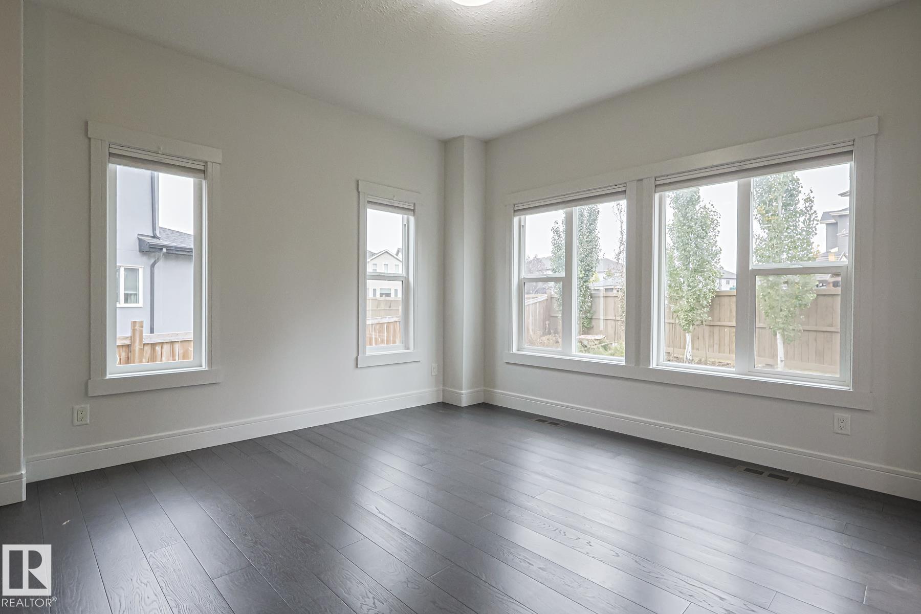 Photo 8 at 3167 Winspear Crescent SW, Walker, Edmonton