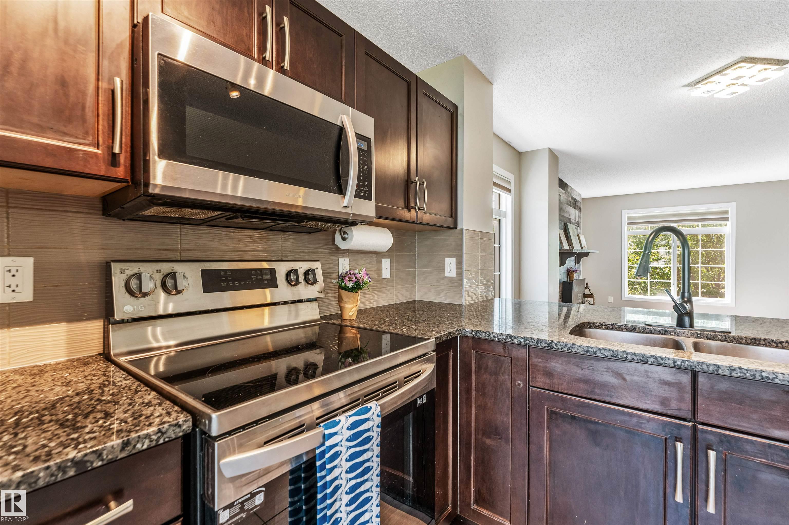 Photo 16 at 50 - 9151 Shaw Way SW, Summerside, Edmonton
