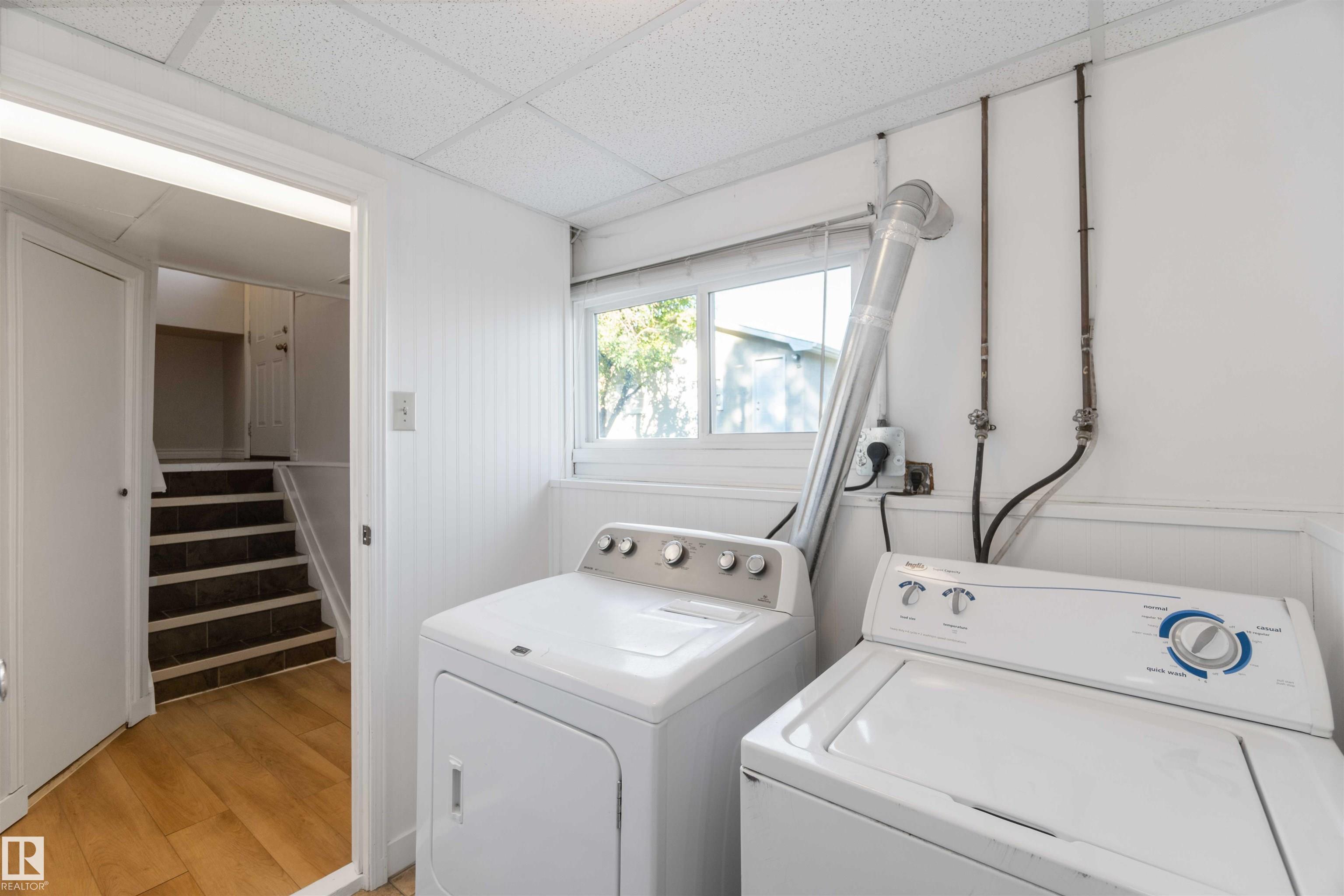 Photo 33 at 8508 43 Avenue NW, Tweddle Place, Edmonton