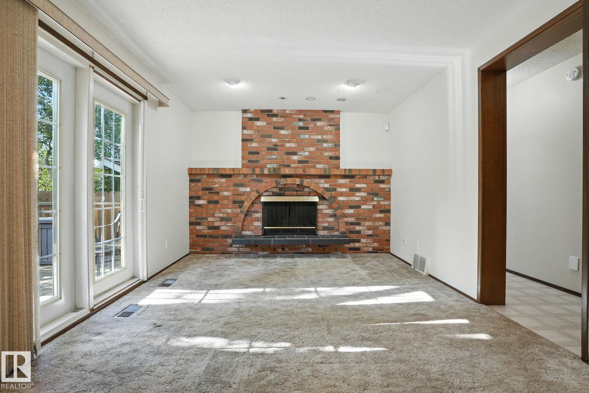 Photo 14 at 4 Glen Meadow Crescent, Grandin, St. Albert