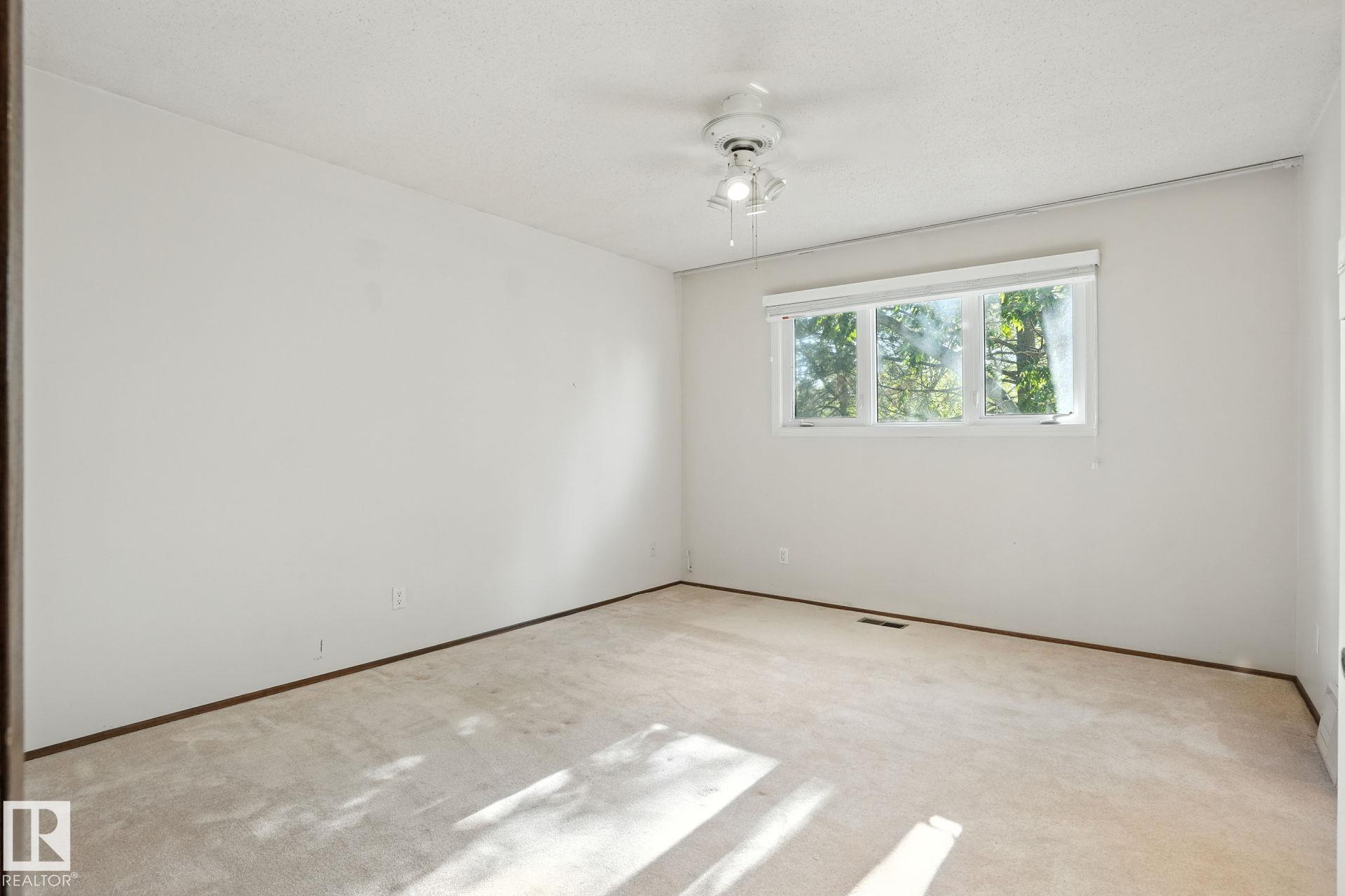 Photo 18 at 4 Glen Meadow Crescent, Grandin, St. Albert