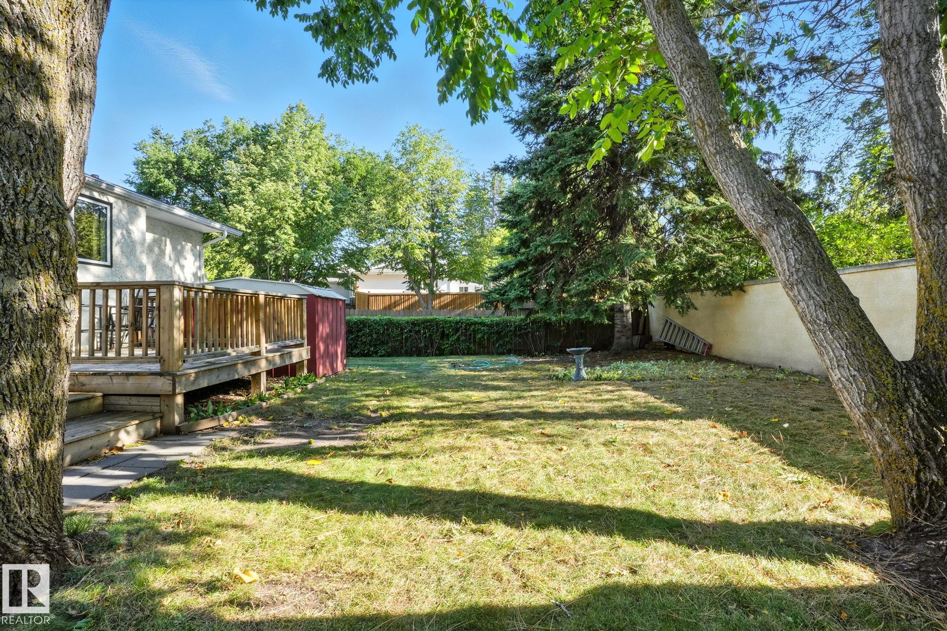 Photo 34 at 4 Glen Meadow Crescent, Grandin, St. Albert