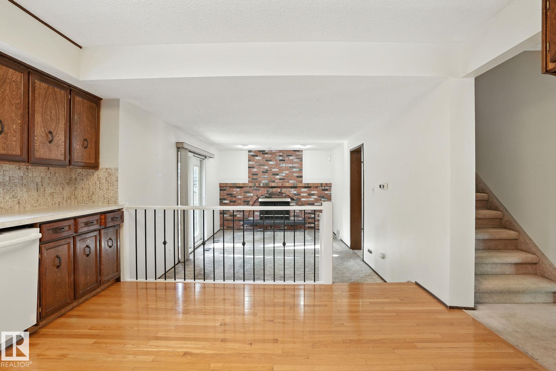 Photo 9 at 4 Glen Meadow Crescent, Grandin, St. Albert
