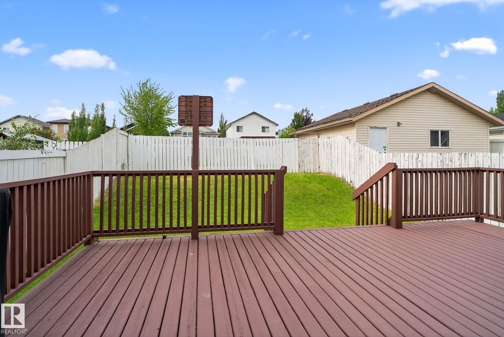 Photo 36 at 1914 37 Avenue NW, Wild Rose, Edmonton