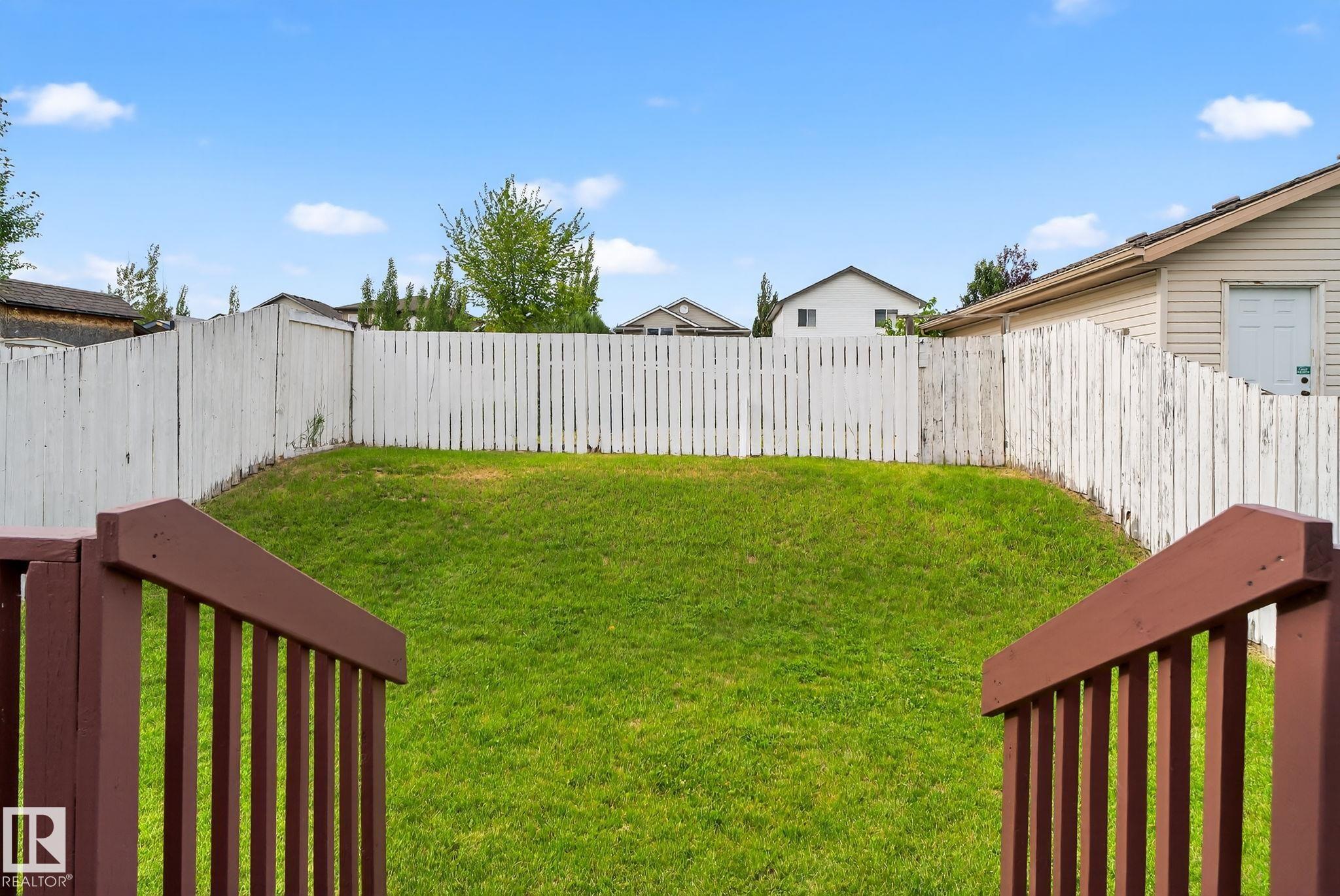 Photo 39 at 1914 37 Avenue NW, Wild Rose, Edmonton