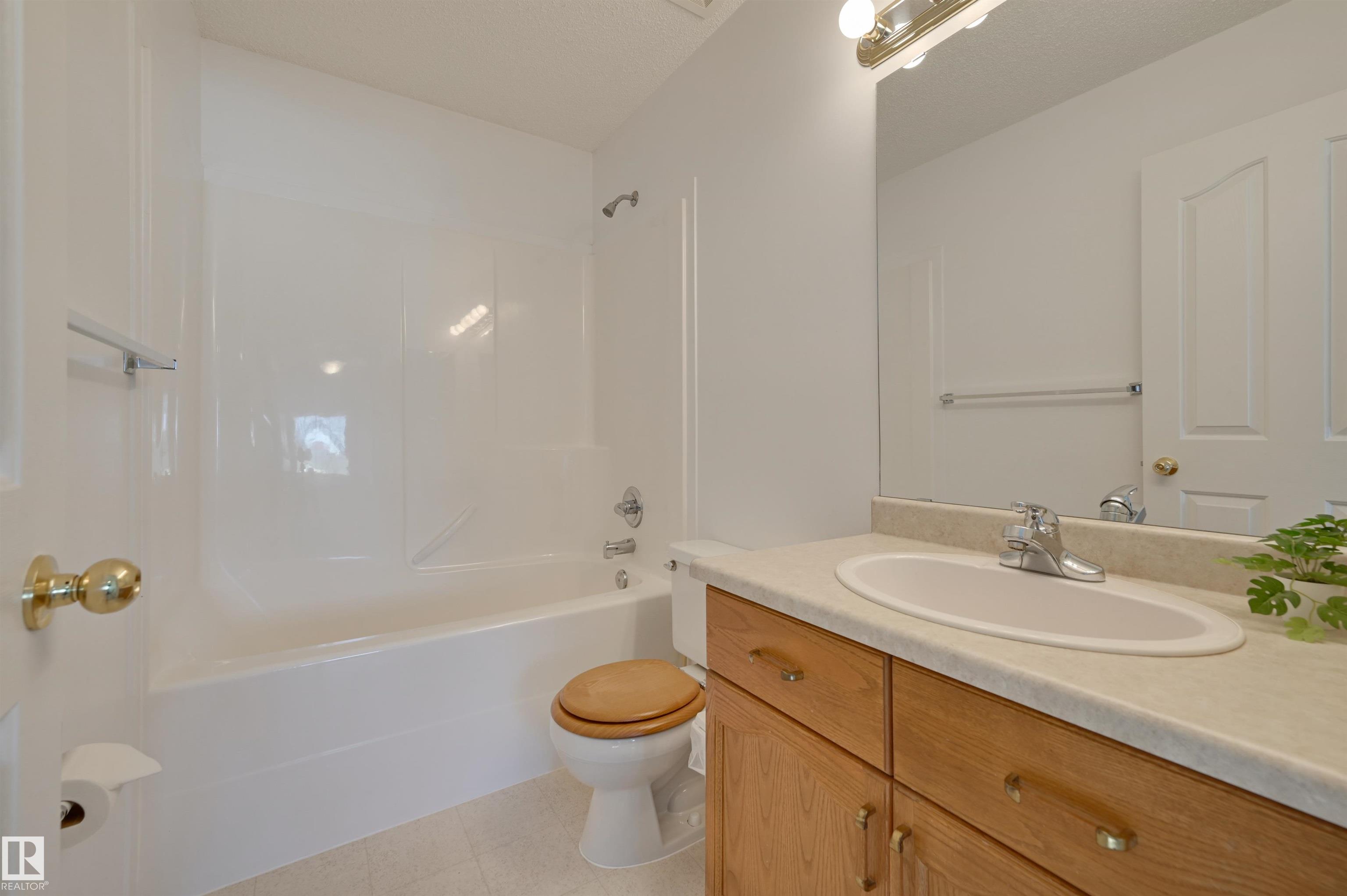 Photo 25 at 13739 130 Avenue NW, Athlone, Edmonton
